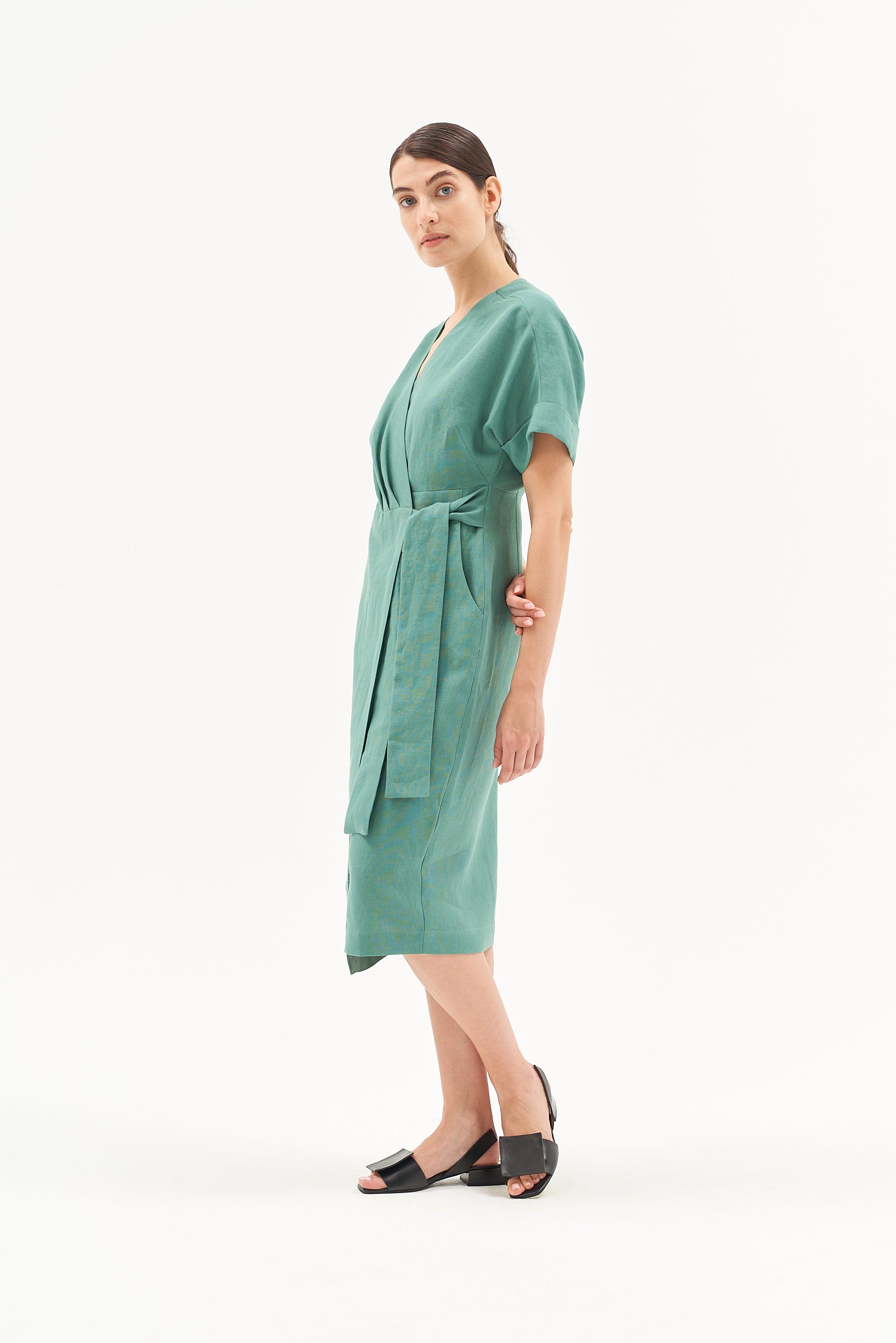 SHORT SLEEVE V-NECK DRESS JADE