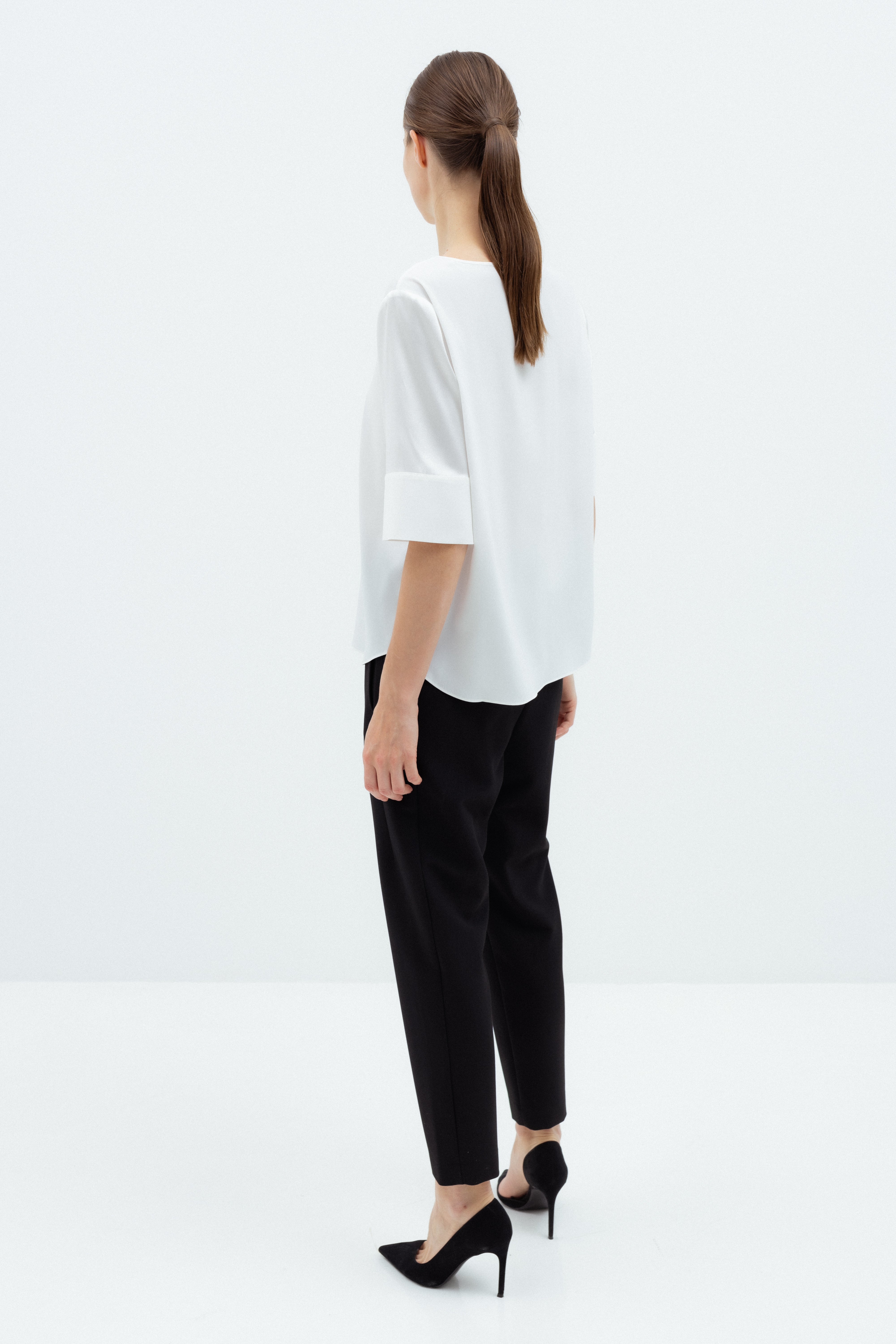 WHITE SILK BLOUSE