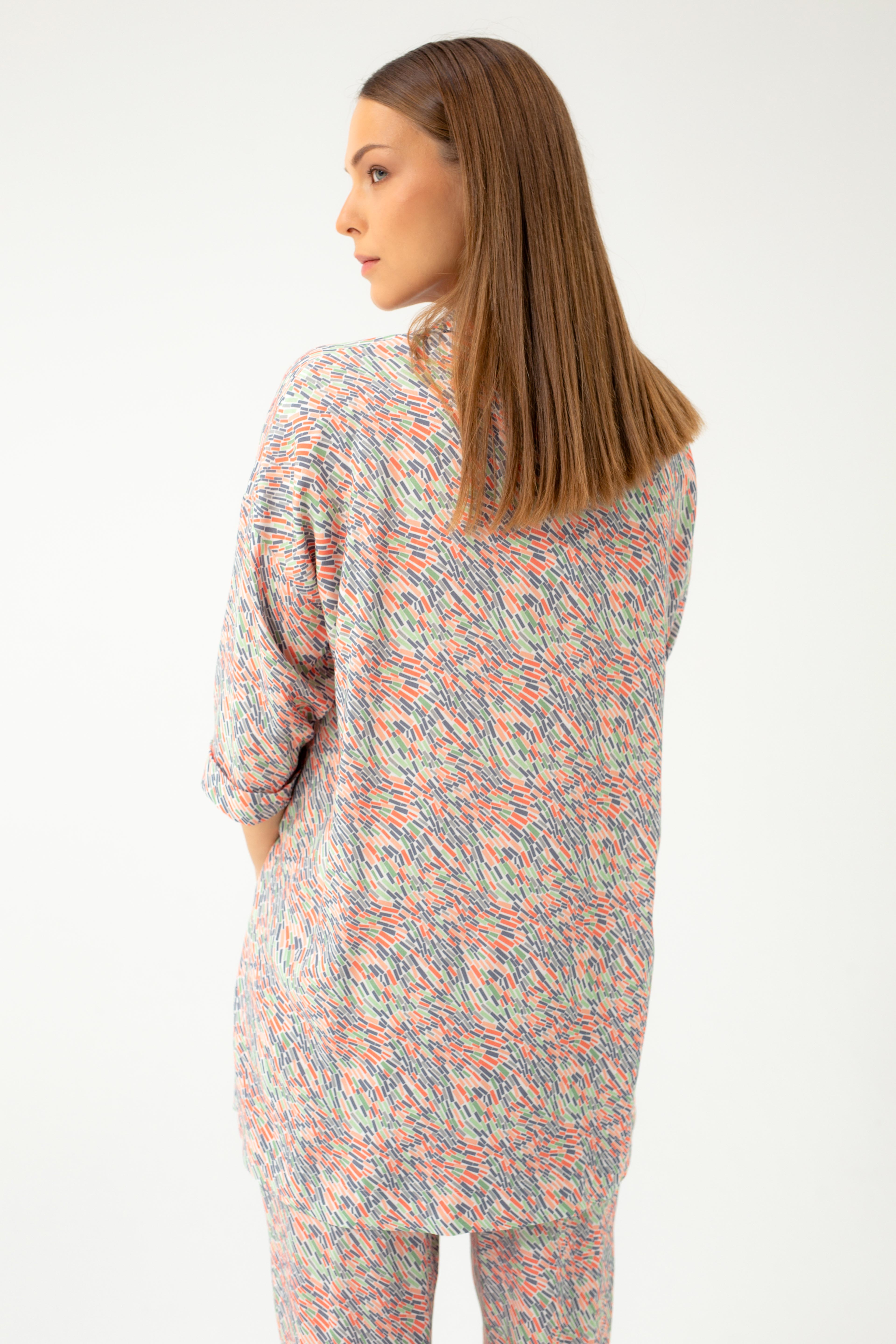 OVERSIZED SHIRT WITH PRINT