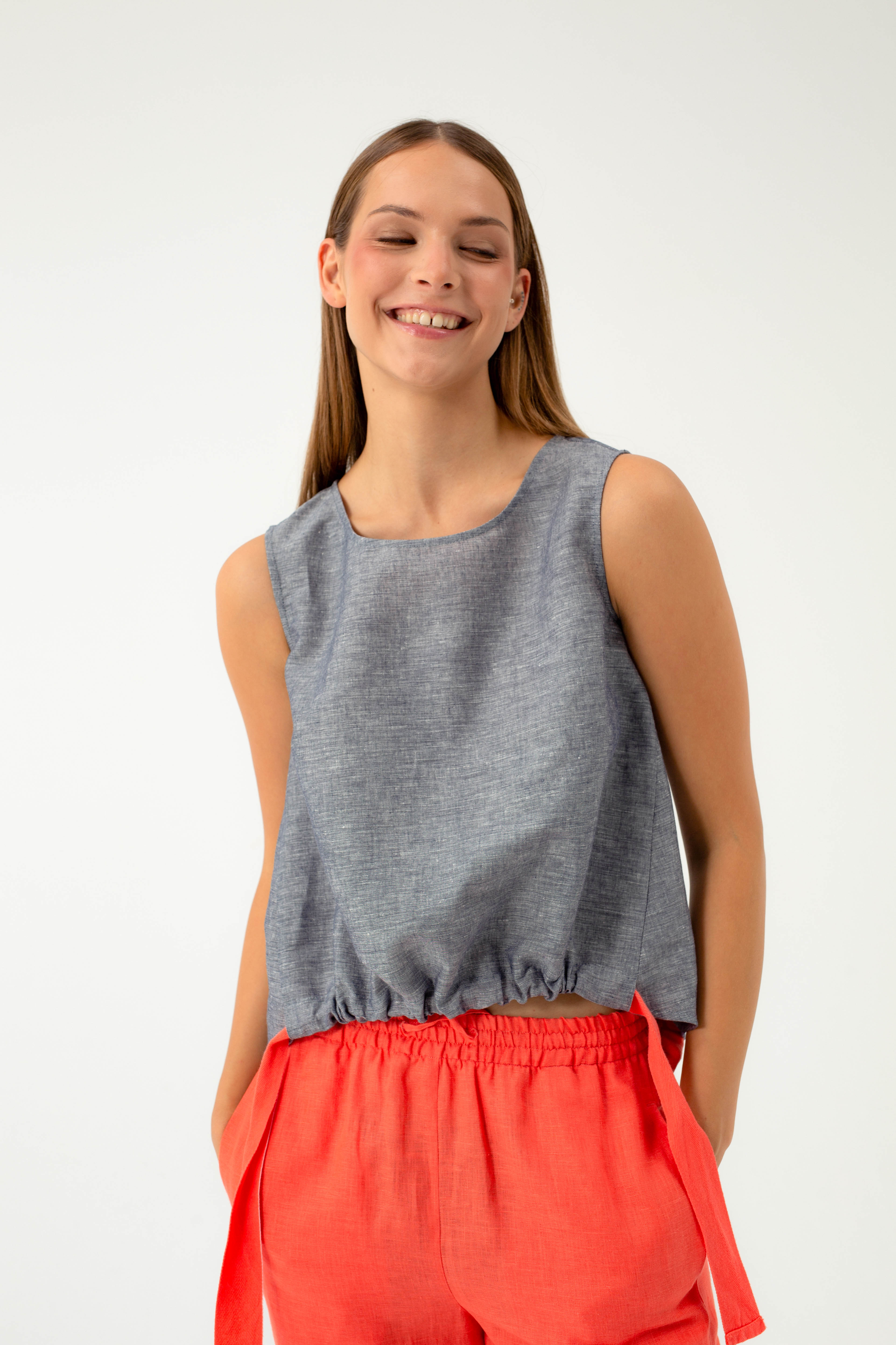 SLEEVELESS NAVY MELANGE BLOUSE WITH LINEN