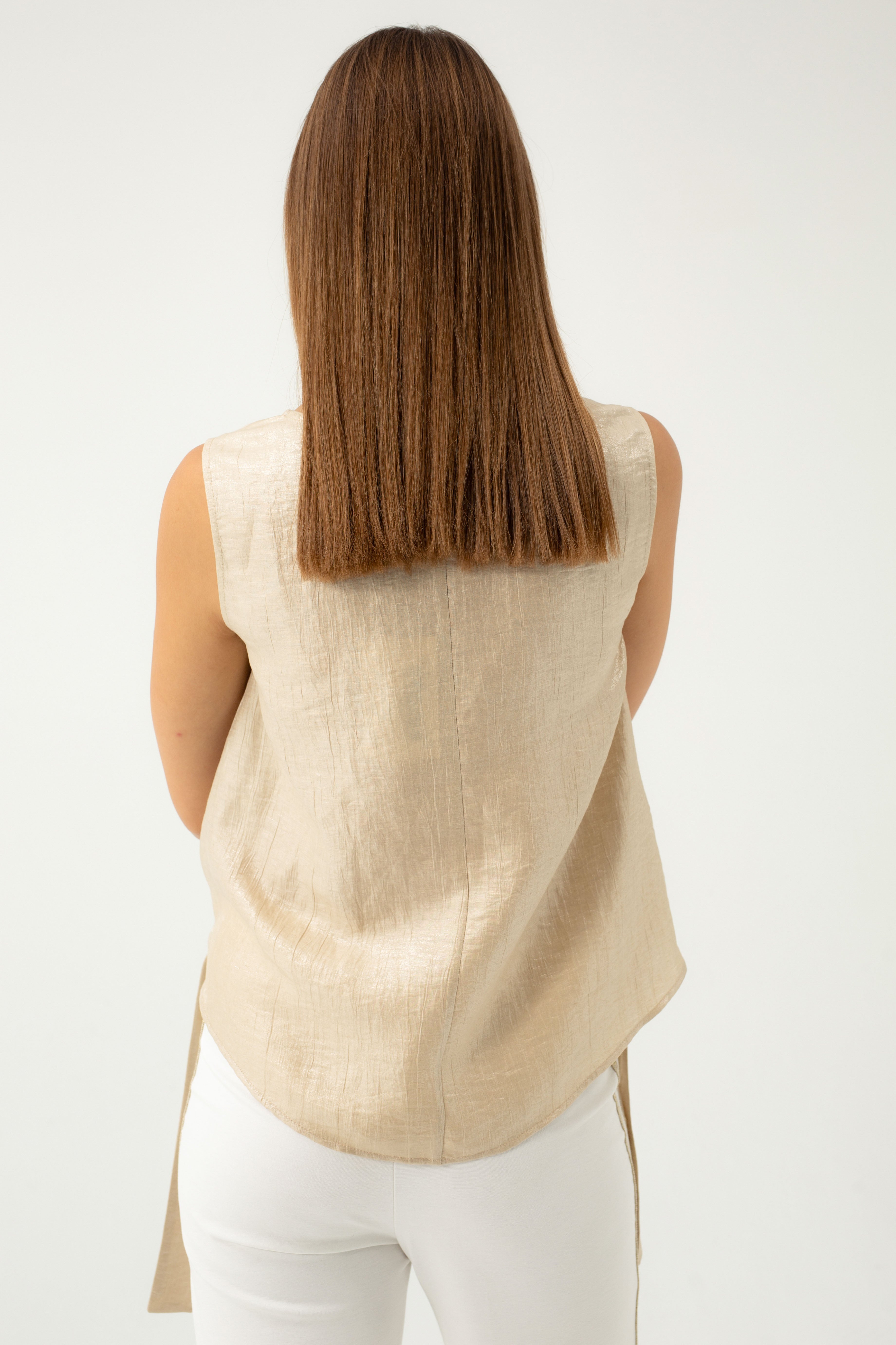 SLEEVELESS BEIGE BLOUSE WITH LINEN