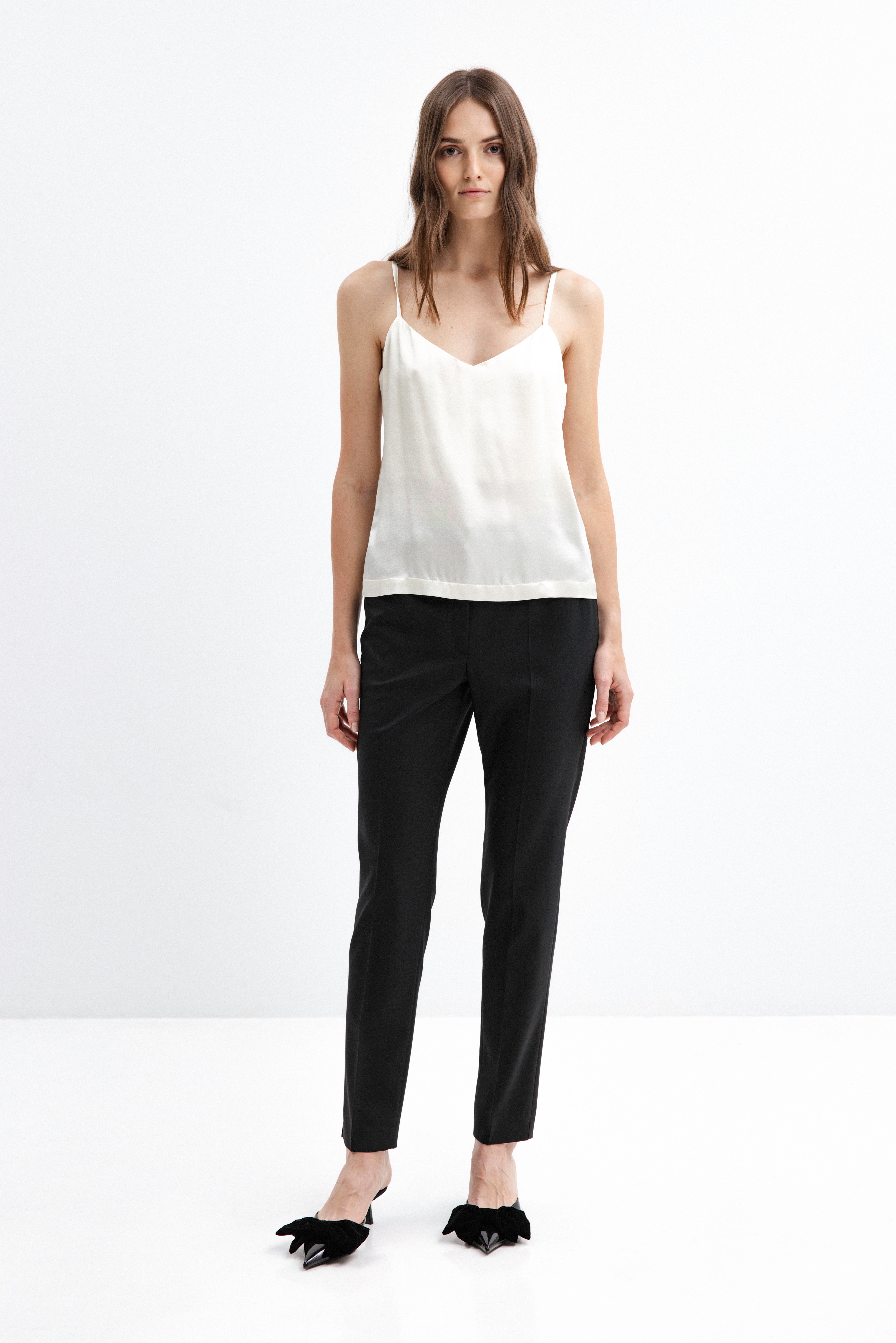 MILK BLOUSE WITH ADJUSTABLE STRAPS