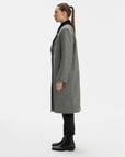 TAILORED GREY COAT WITH BROAD SHOULDERS