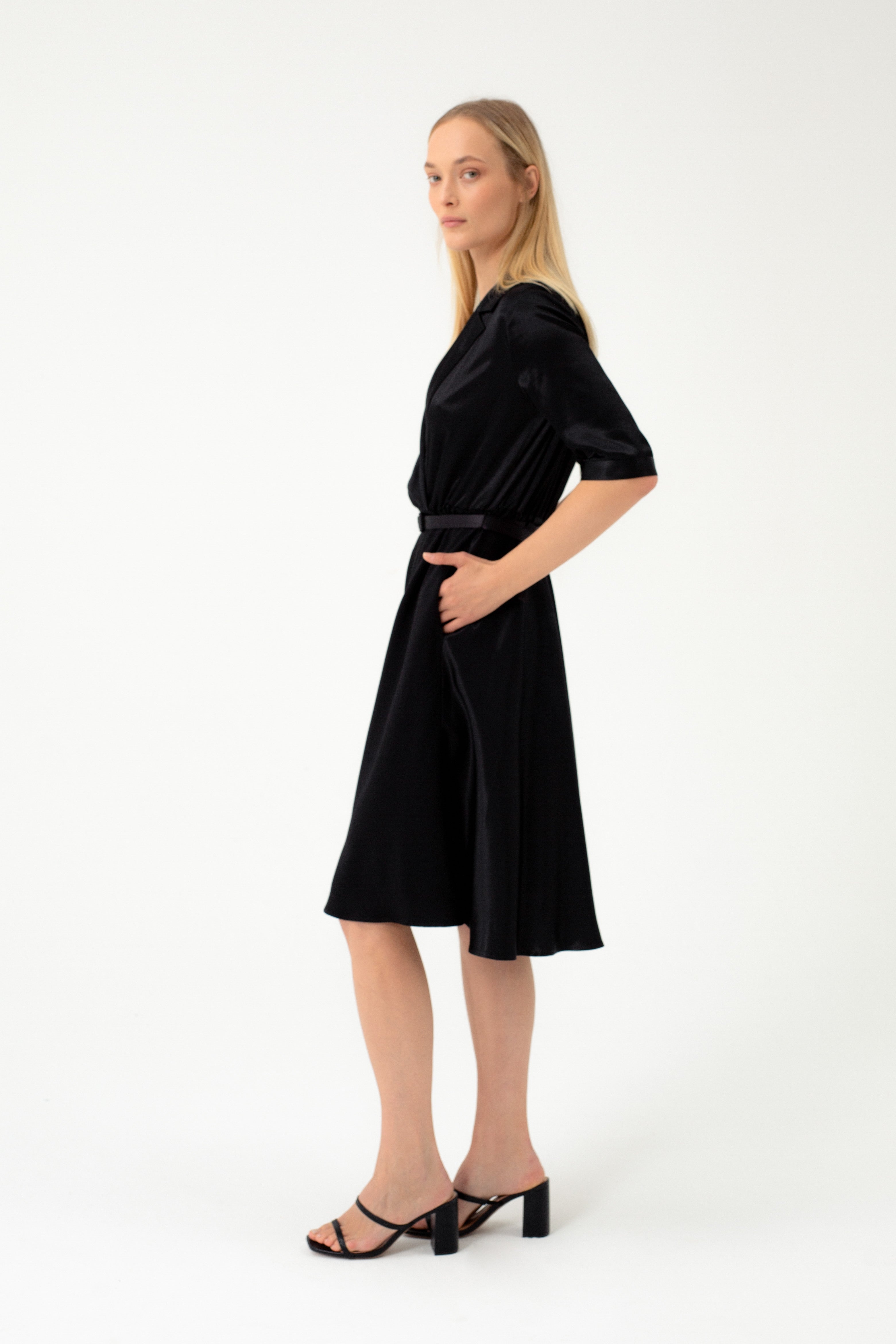 ELEGANT BLACK MIDI DRESS WITH BELT