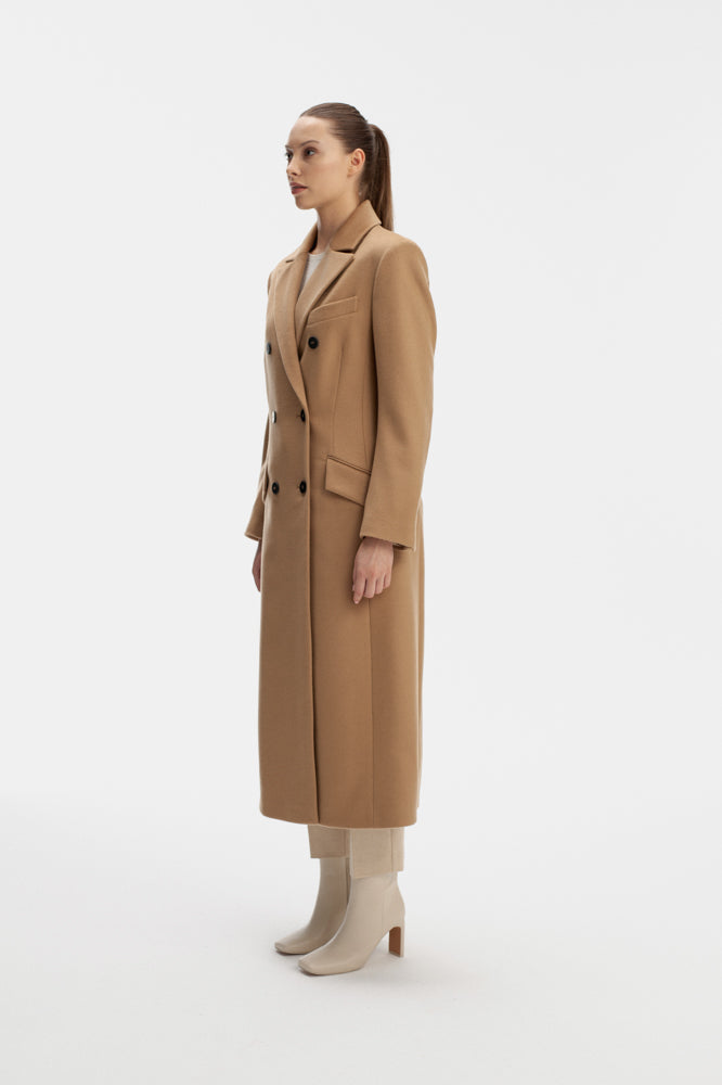 CLASSY CAMEL COAT