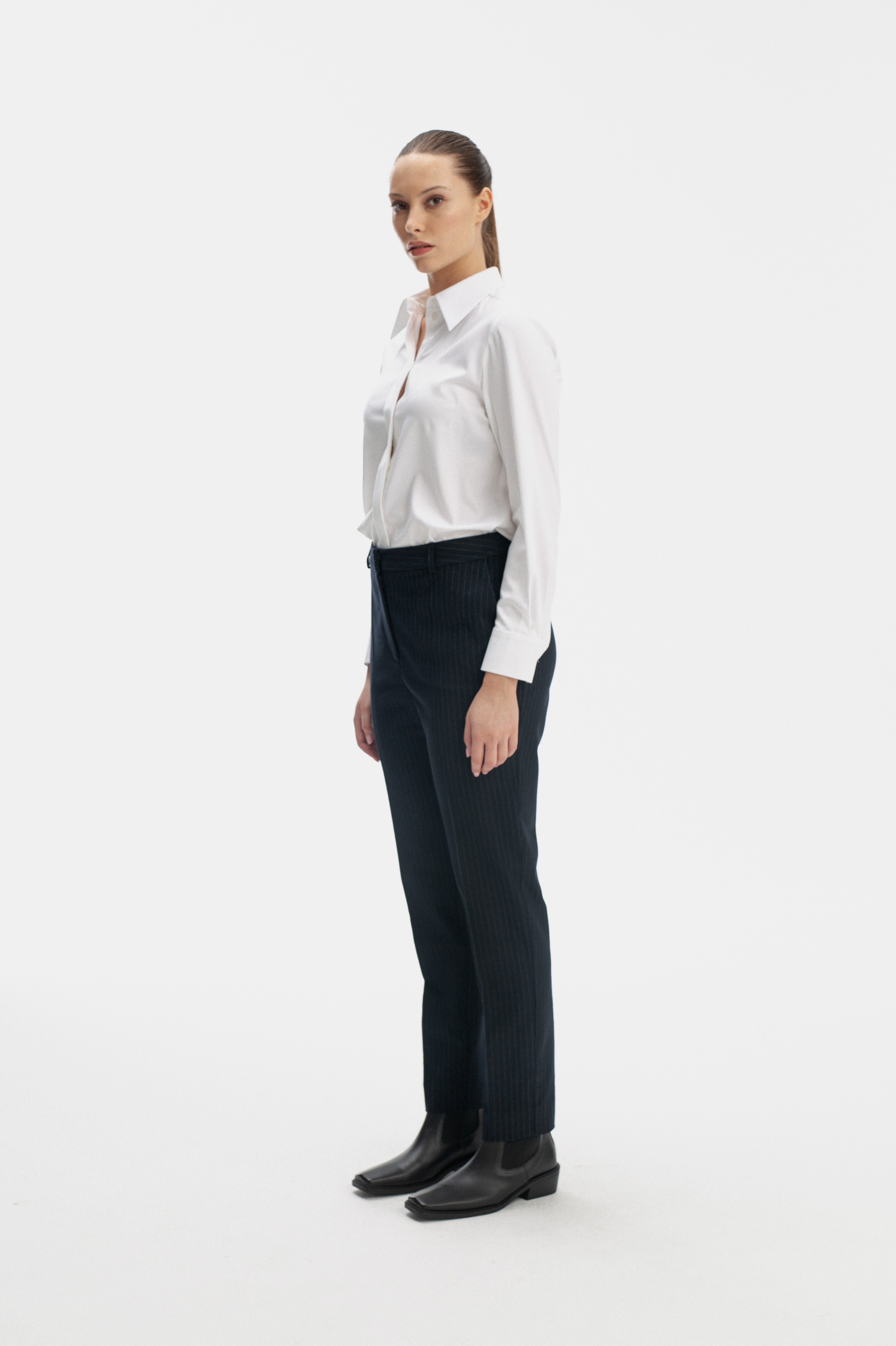 SLIM FIT NAVY TROUSERS IN STRIPES