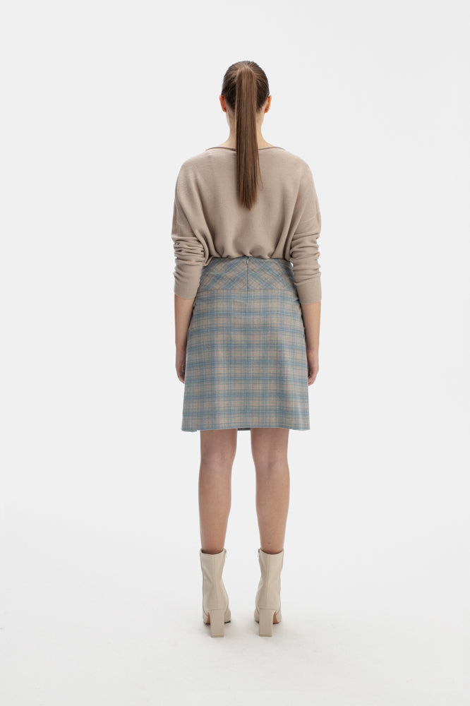 ABOVE-THE-KNEE LENGTH SKY BLUE SKIRT IN CHECKS