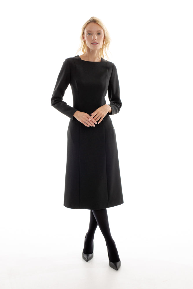 MIDI BLACK DRESS WITH LONG SLEEVES