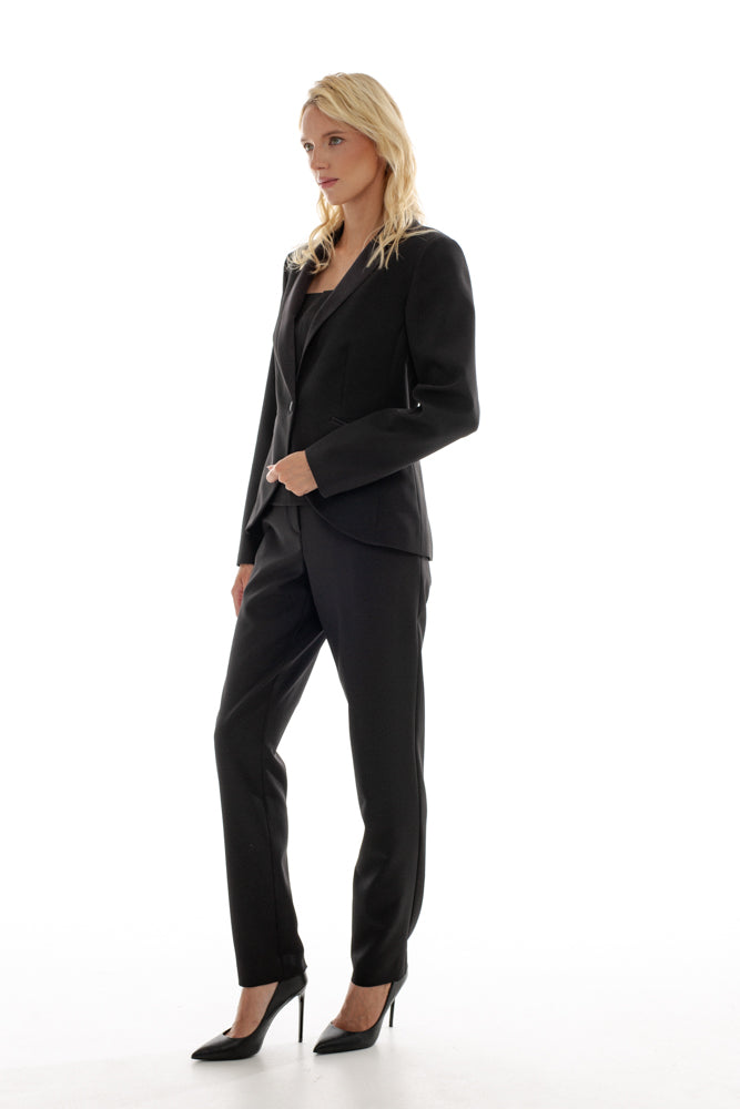 TUXEDO TYPE BLACK BLAZER