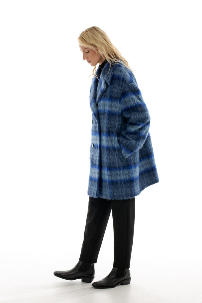 OVERSIZED BLUE CHECKED COAT WITH MEIDA