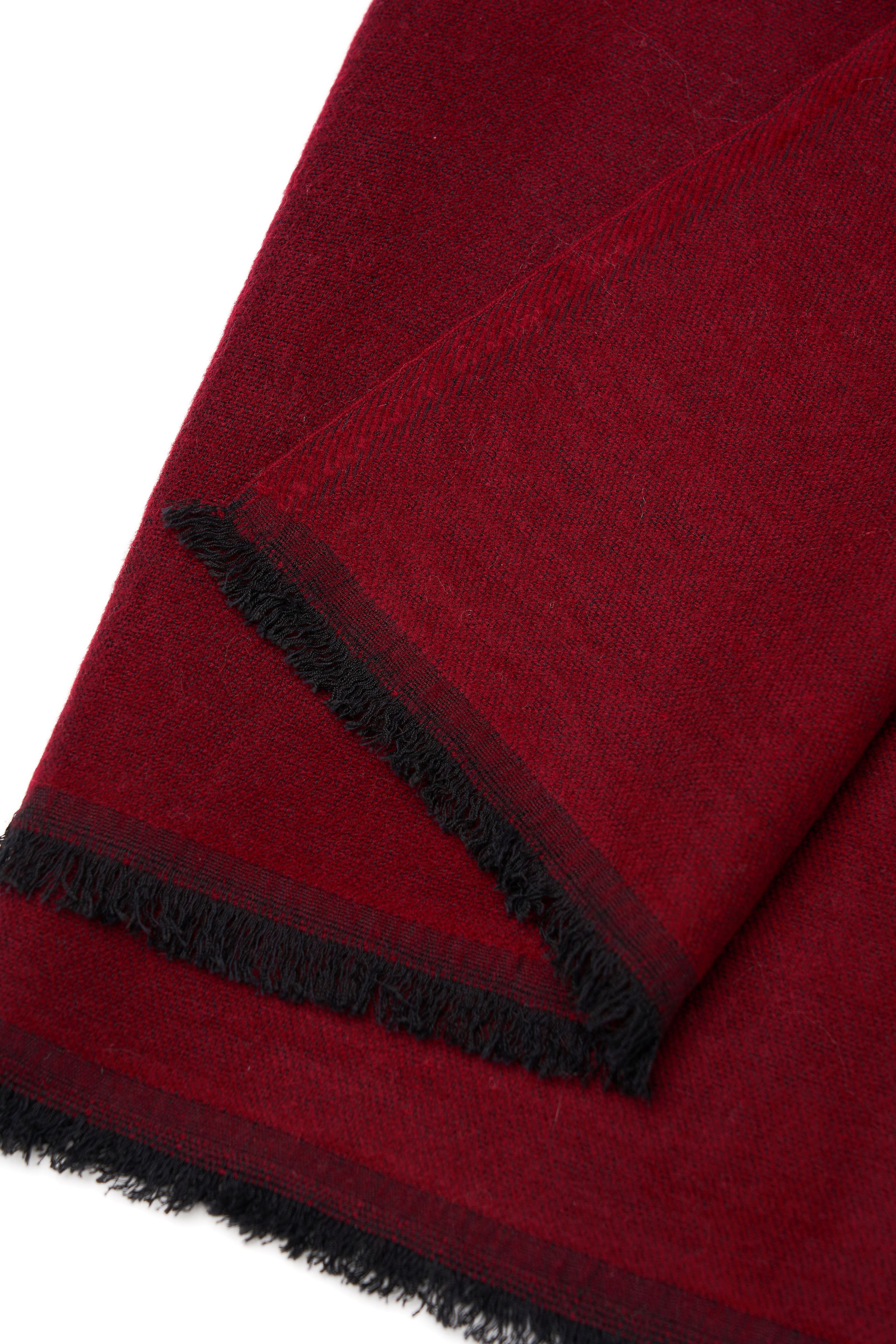 BURGUNDY SCARF WITH WOOL