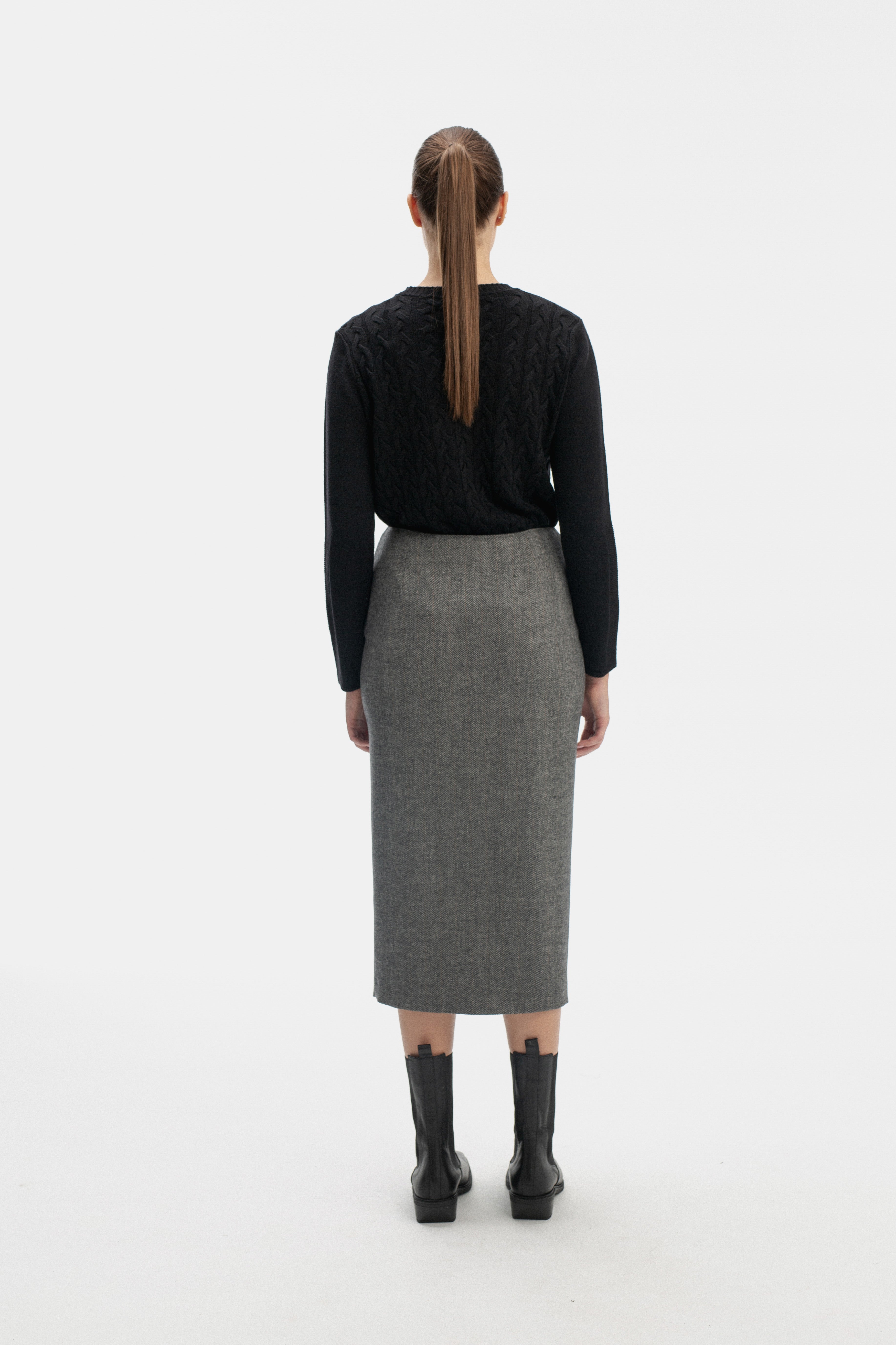 STRAIGHT SILHOUETTE GREY MIDI SKIRT