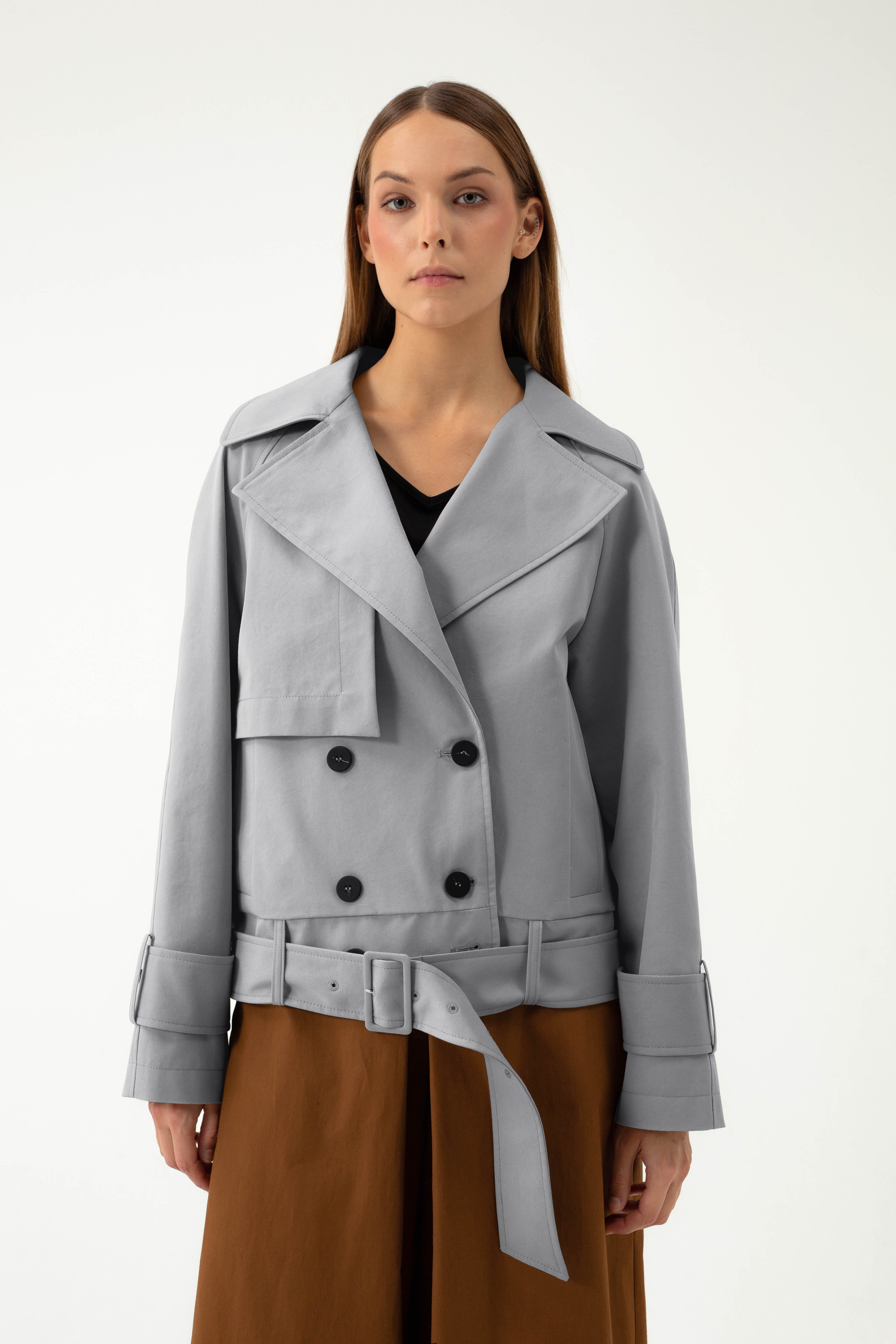 SHORT LIGHT GREY TRENCH COAT