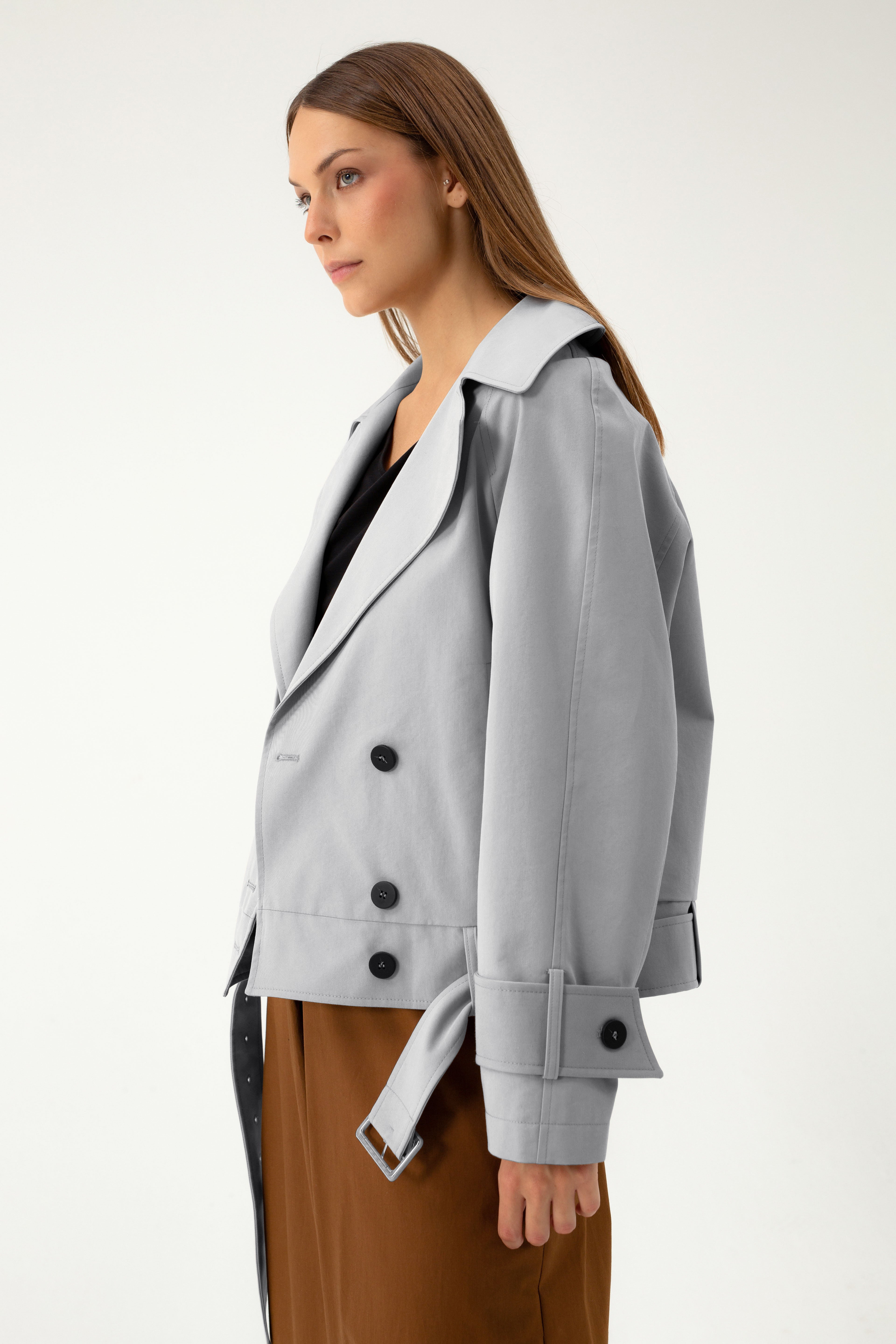 SHORT LIGHT GREY TRENCH COAT