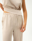 STRAIGHT-LEG BEIGE LIGHTWEIGHT TROUSERS