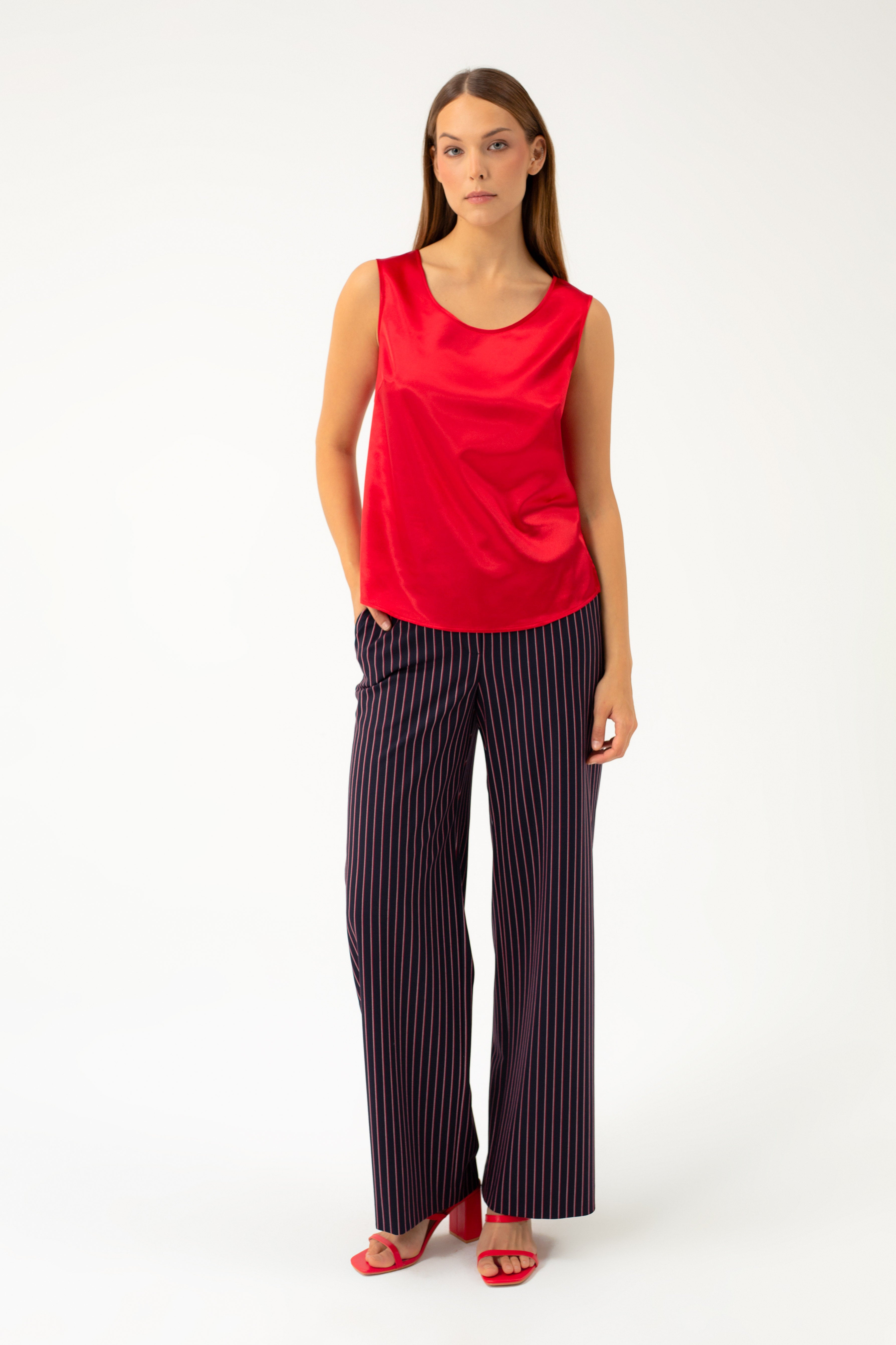 STRAIGTH NAVY TROUSERS WITH RED STRIPES