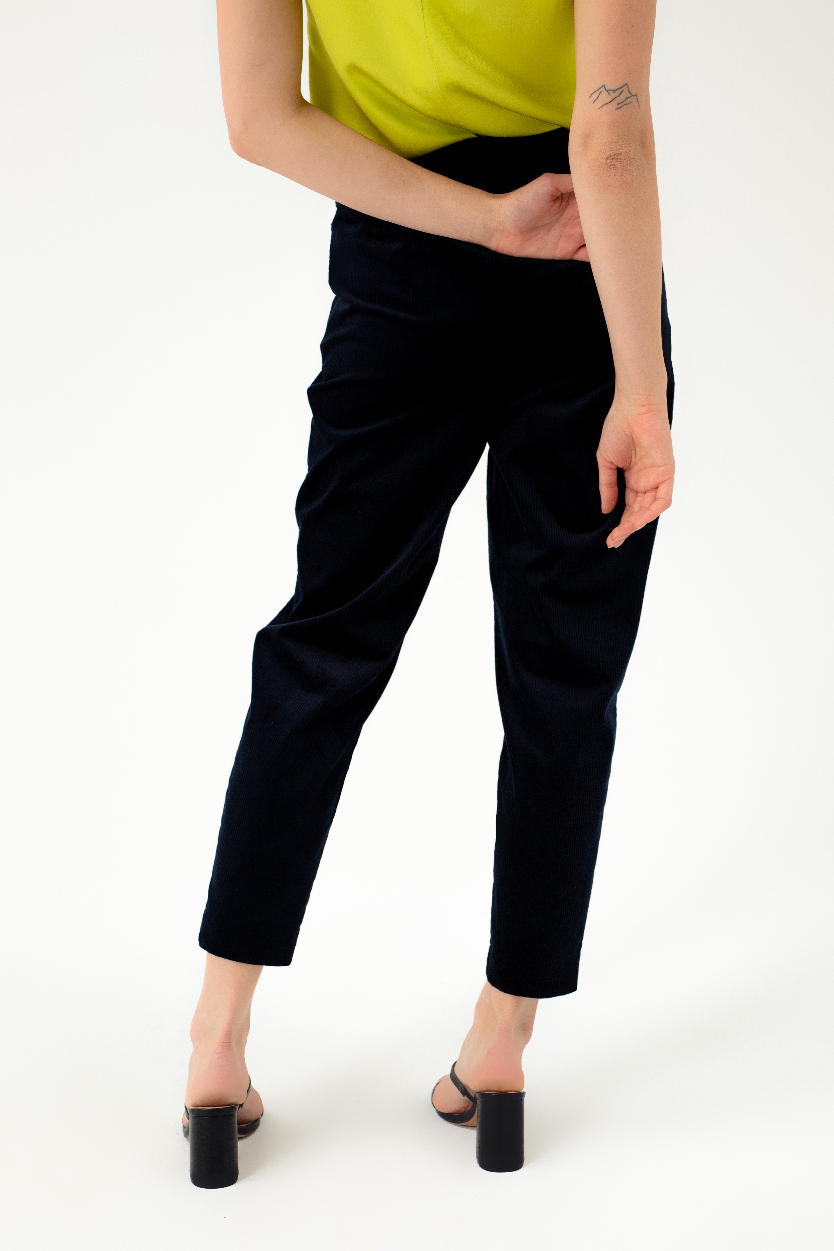 CORDUROY TAPERED TROUSERS