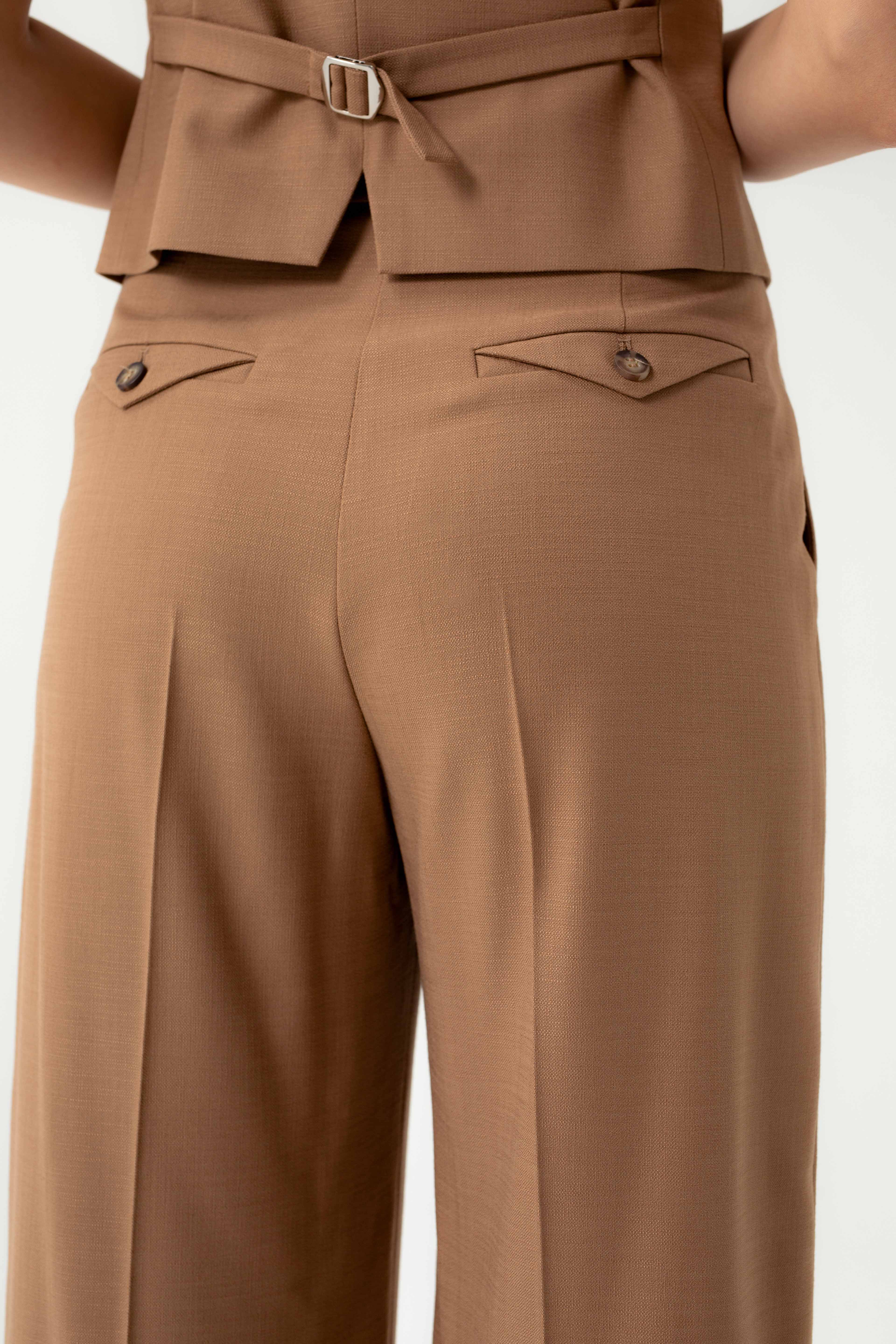 WIDE-LEG CAMEL TROUSERS WITH PLEATS