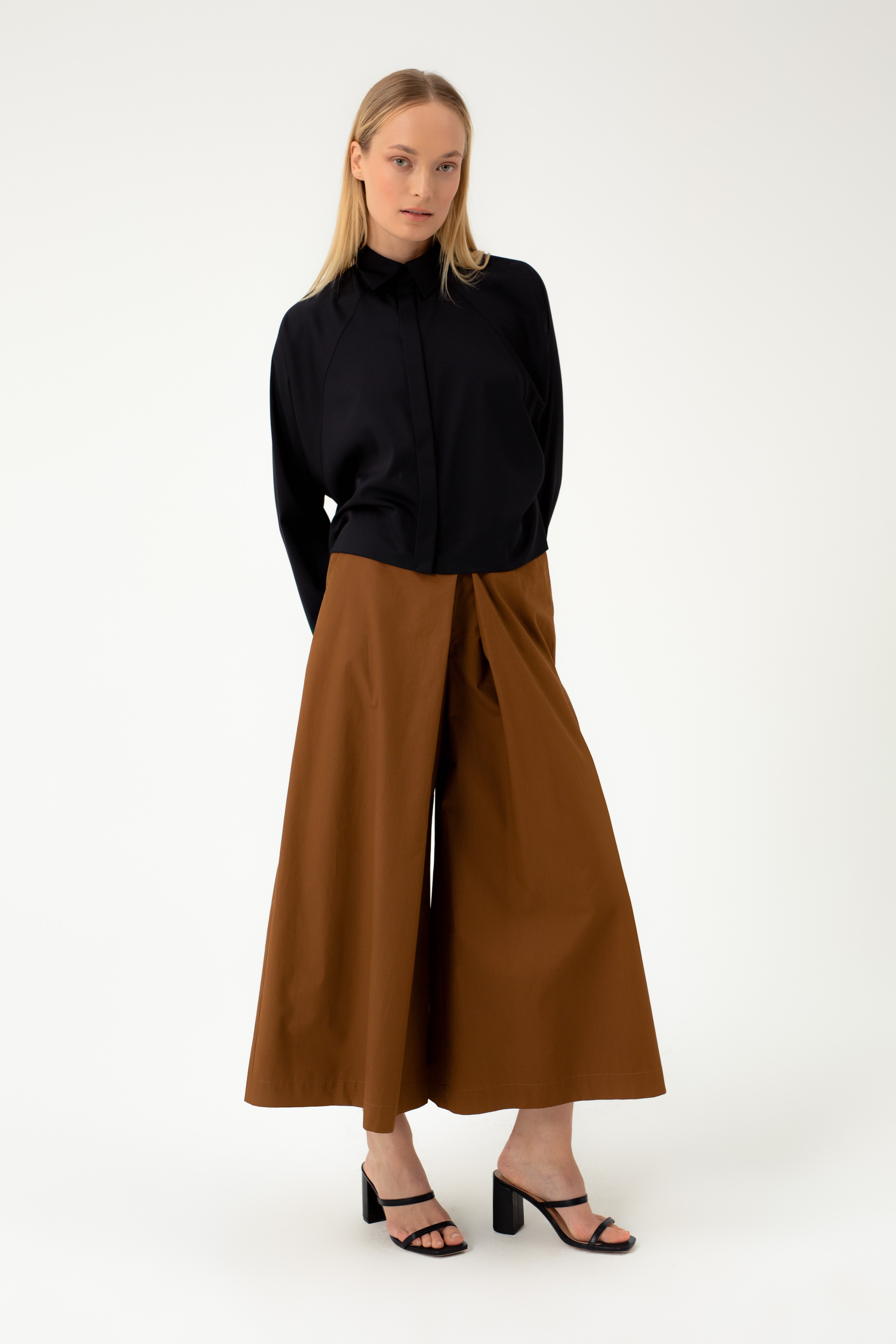 ORGANIC COTTON CULOTTES WITH DEEP PLEAT