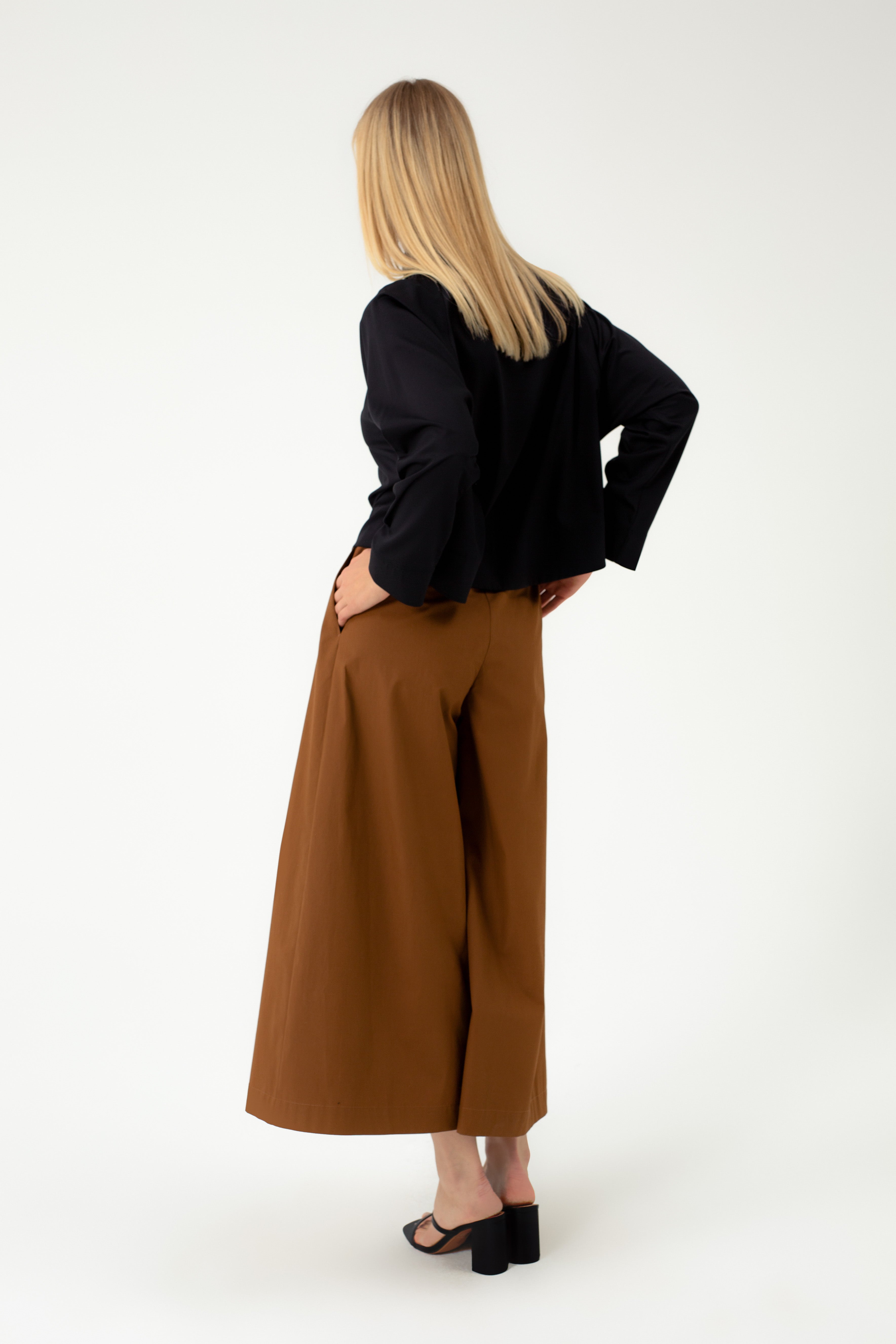 ORGANIC COTTON CULOTTES WITH DEEP PLEAT