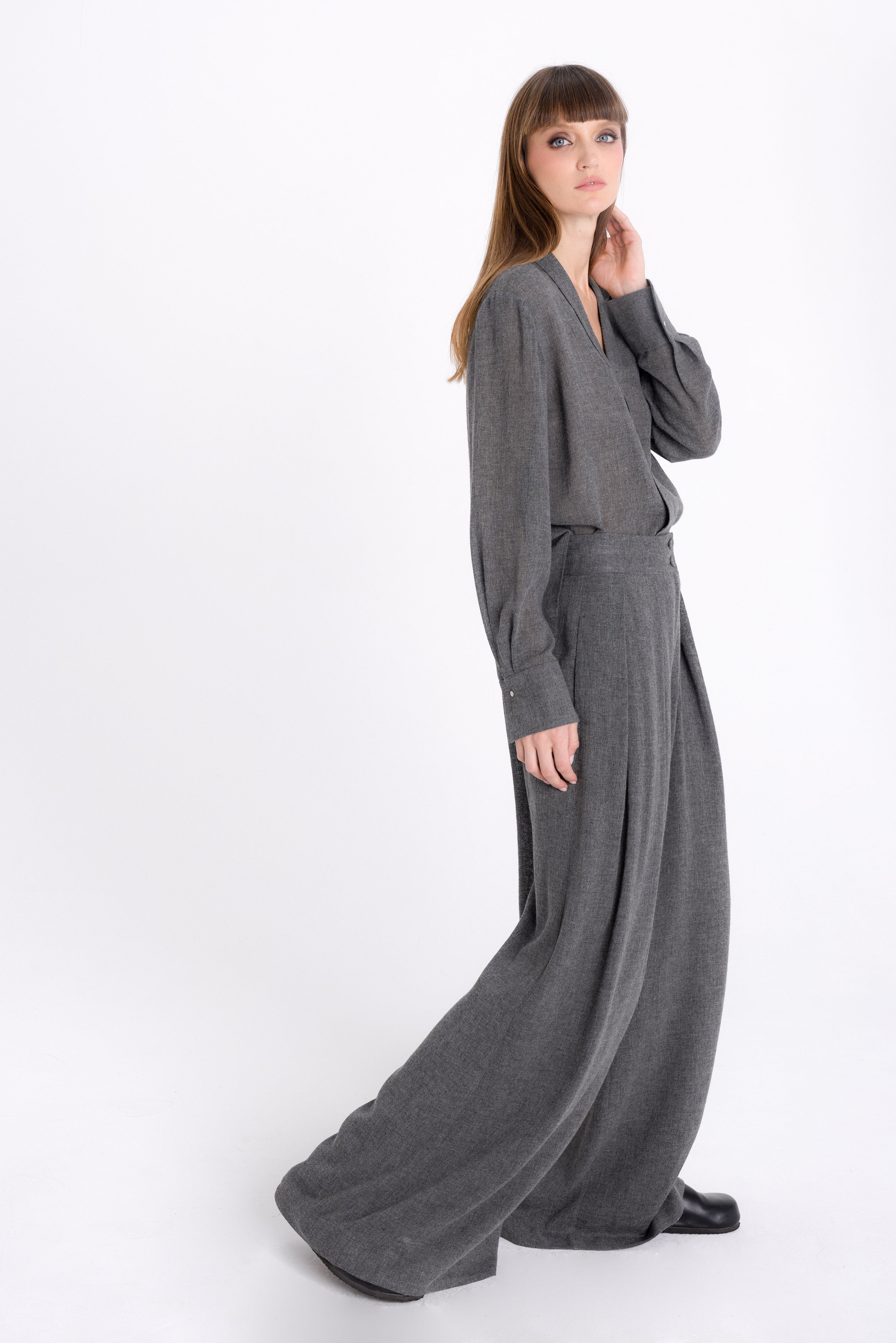 WIDE-LEG GREY TROUSERS WITH WOOL