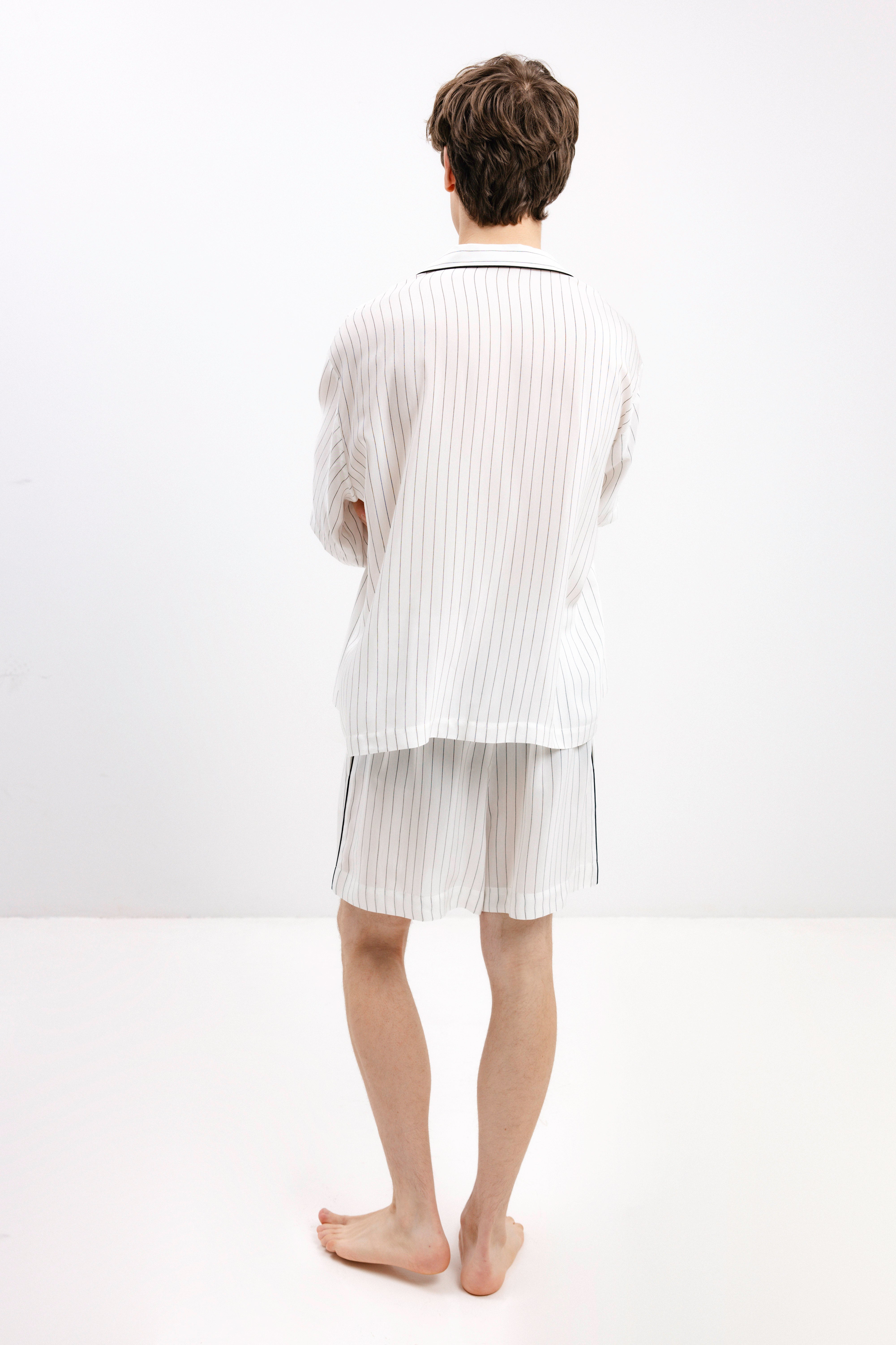 PYJAMA SHIRT WITH BLACK STRIPES AND SHORT SLEEVES - UNISEX