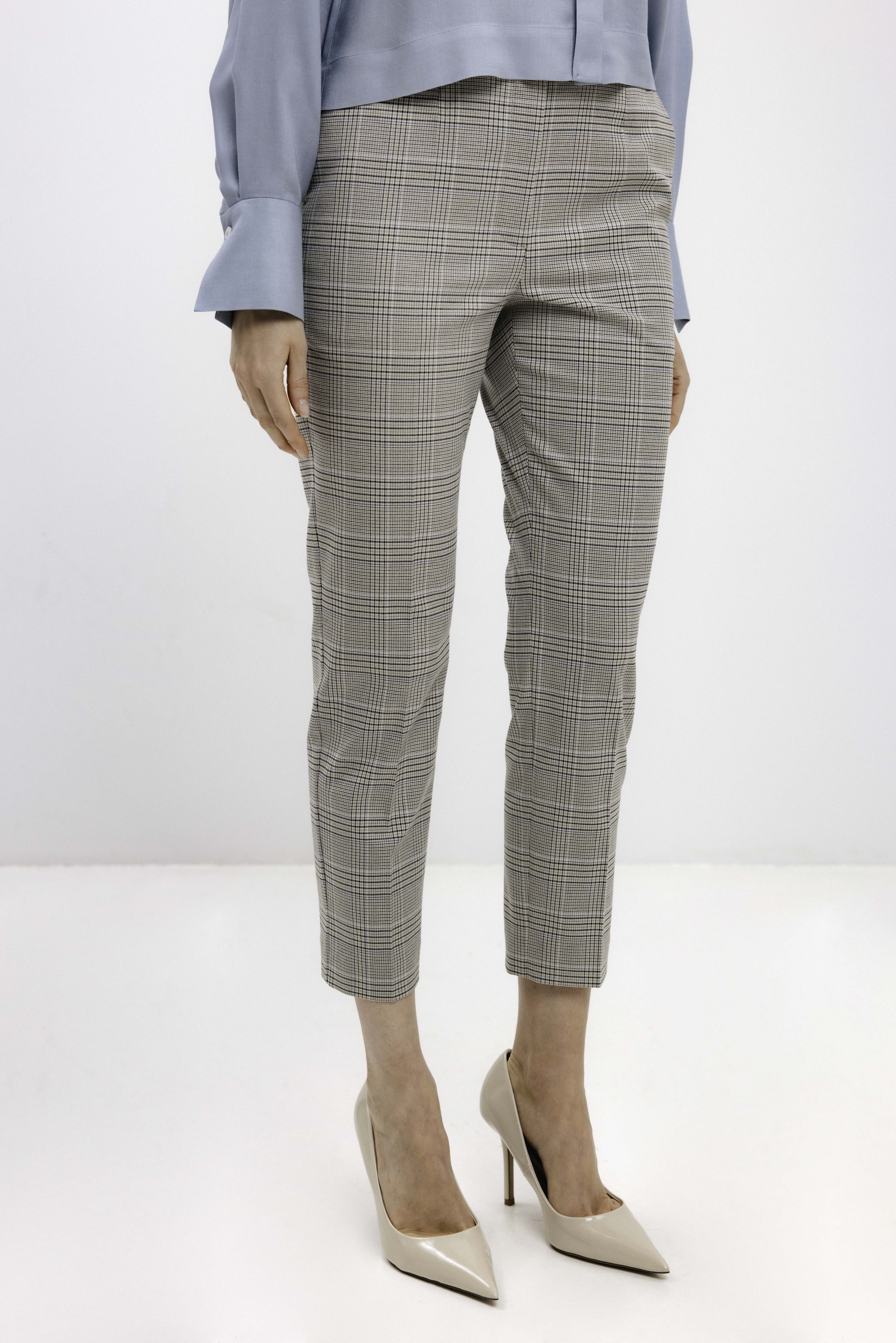 CROPPED TROUSERS IN CHECKED PATTERN