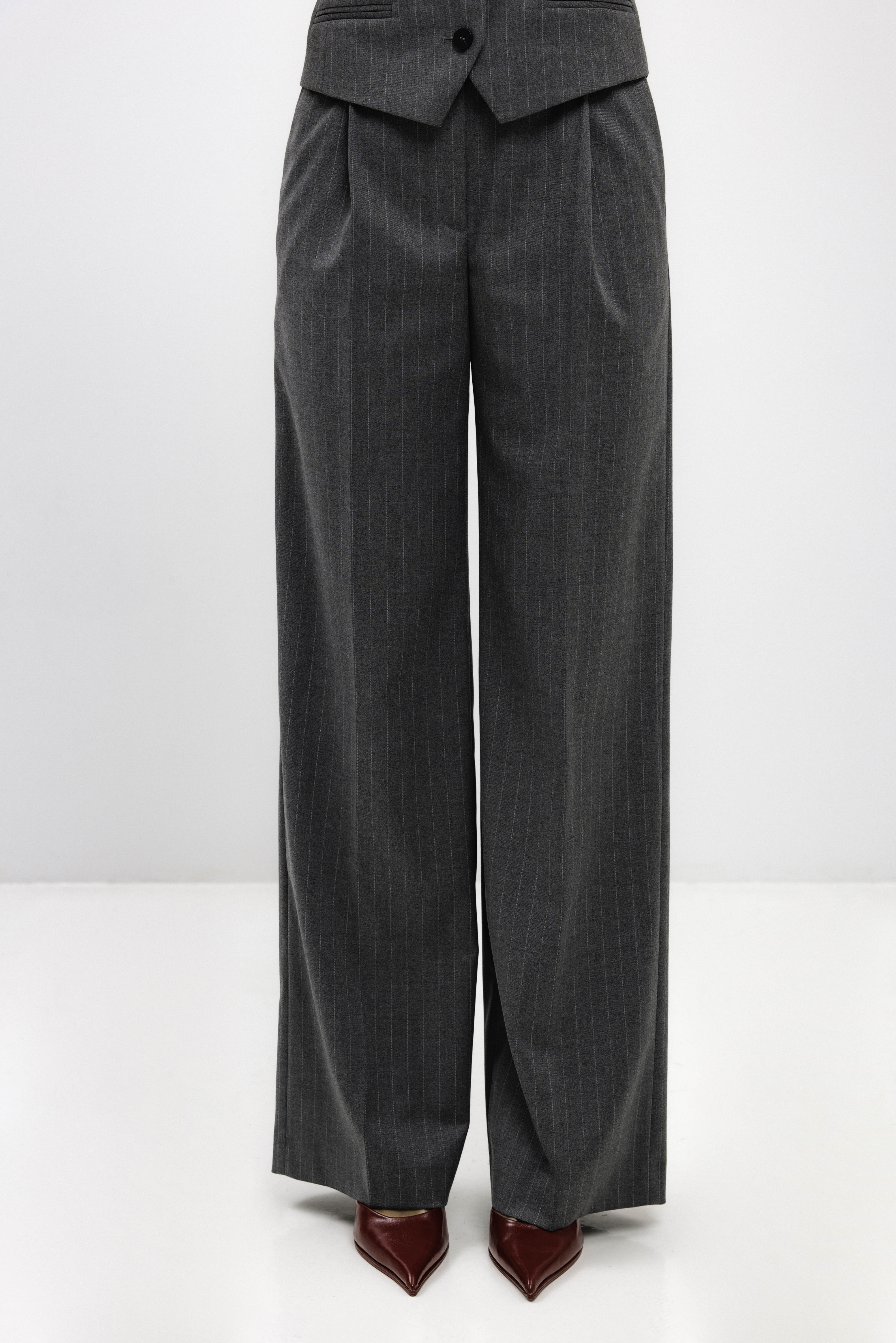 GREY STRIPED STRAIGHT-CUT TROUSERS