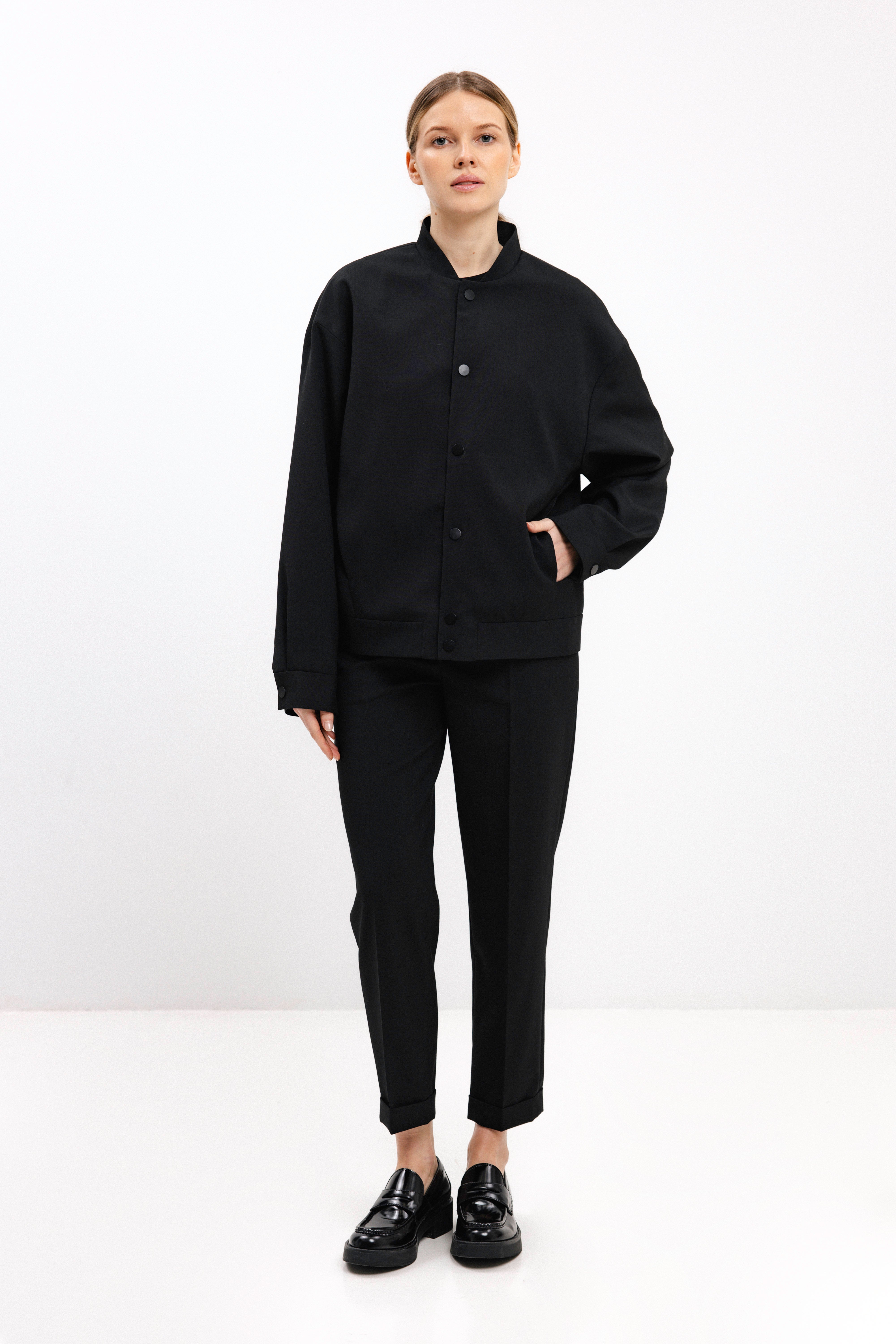 UNISEX JUODAS "BOMBER" TIPO ŠVARKAS