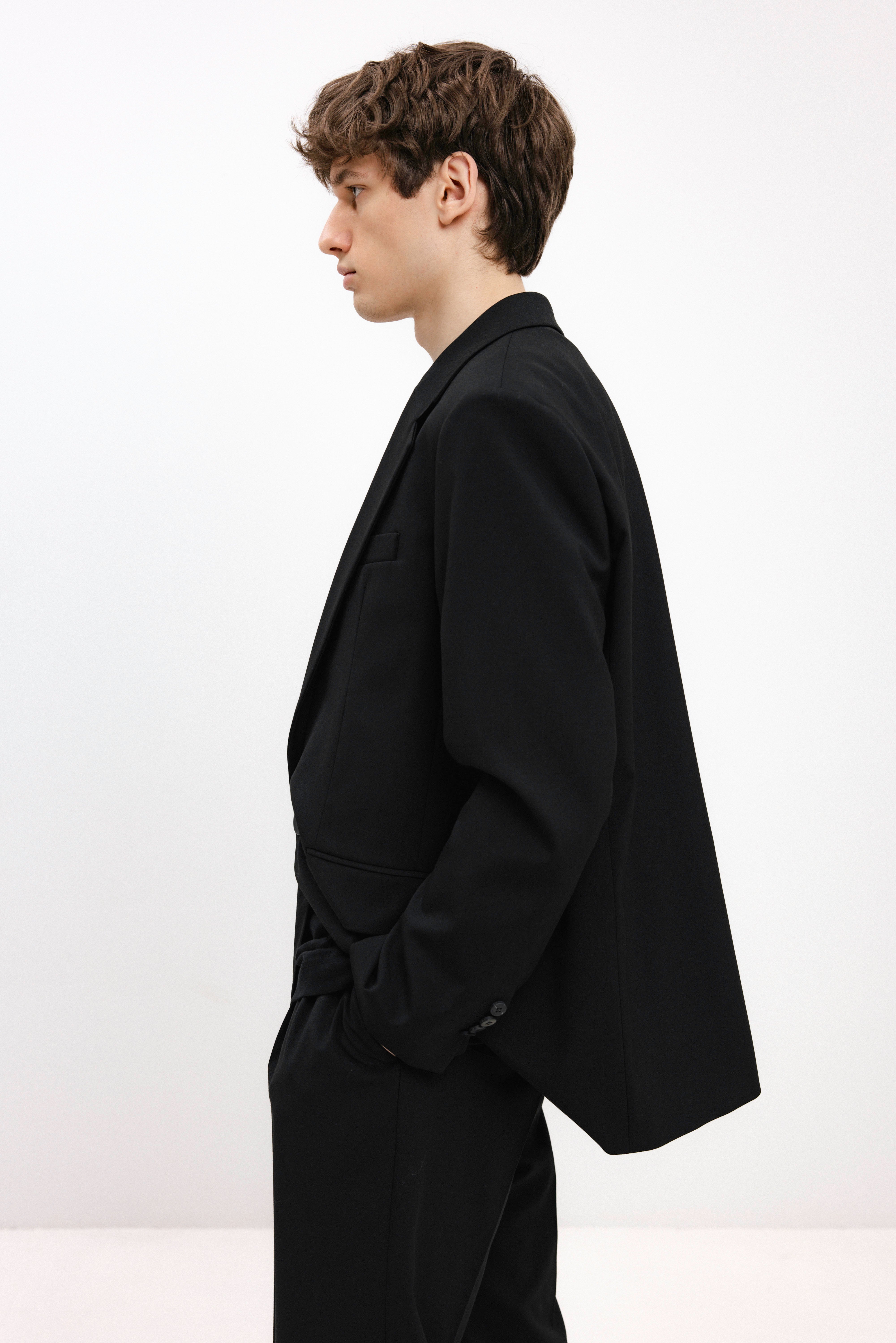 UNISEX JUODAS VIENAEILIS ŠVARKAS