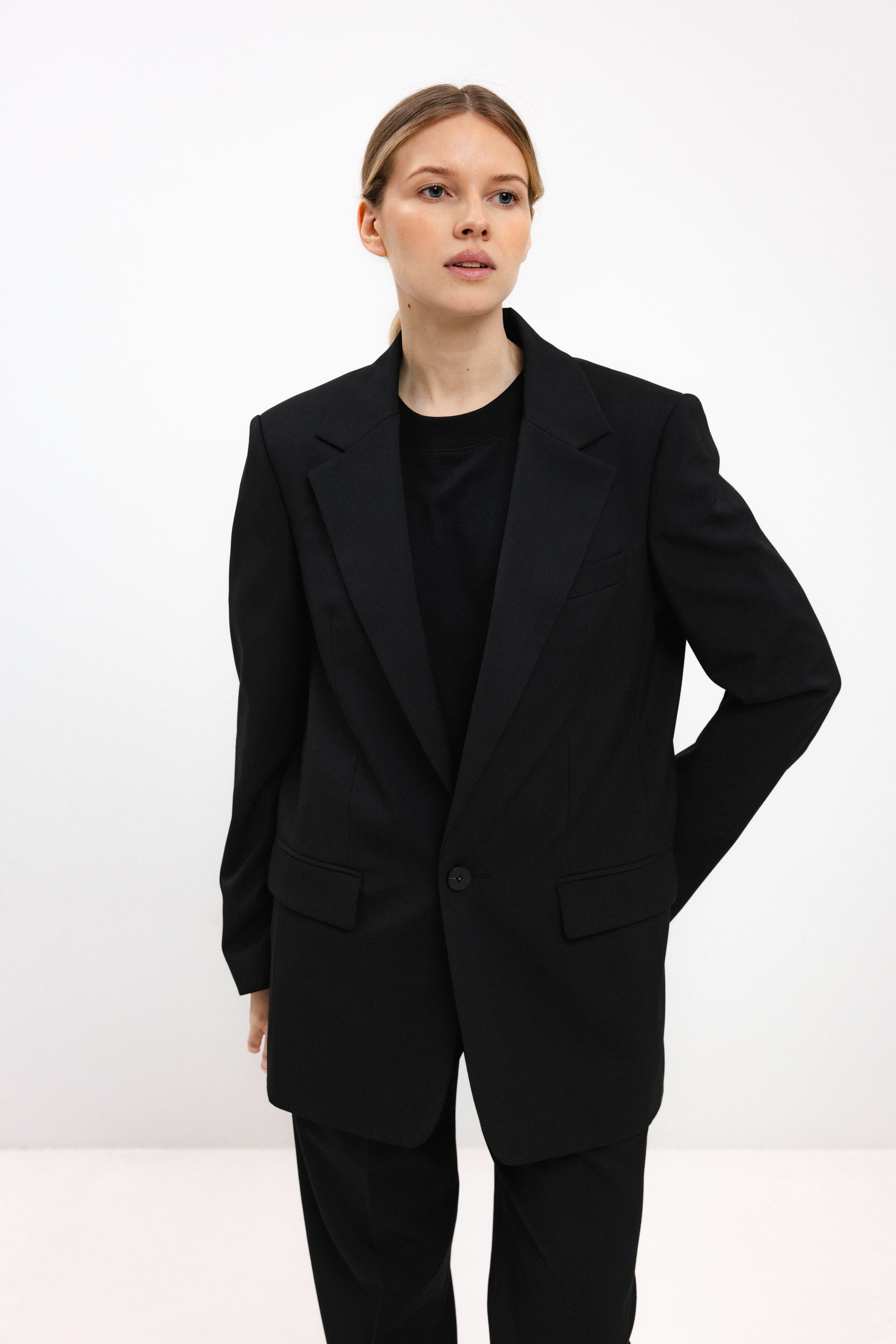 UNISEX JUODAS VIENAEILIS ŠVARKAS