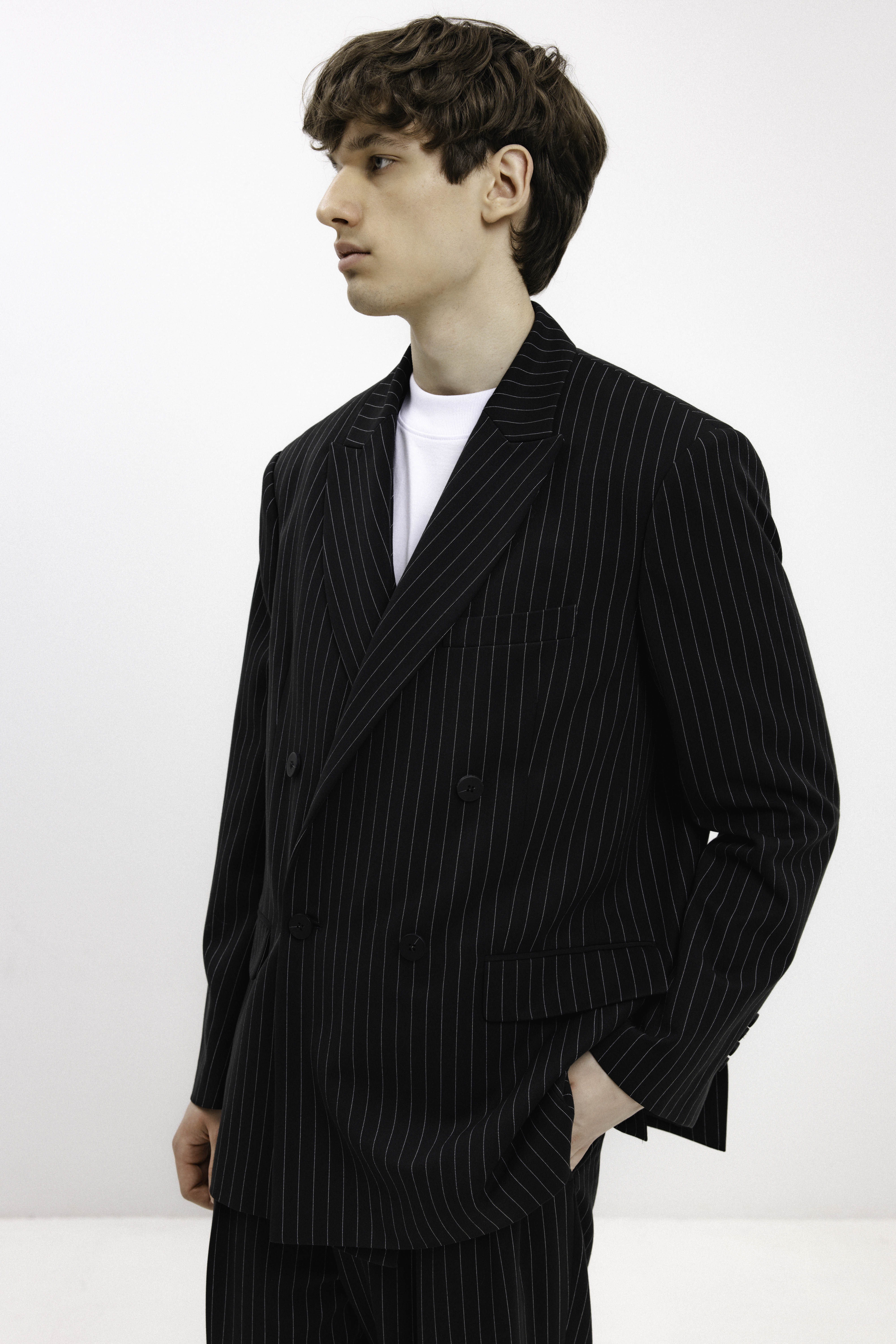 UNISEX PADIDINTAS DRYŽUOTAS ŠVARKAS