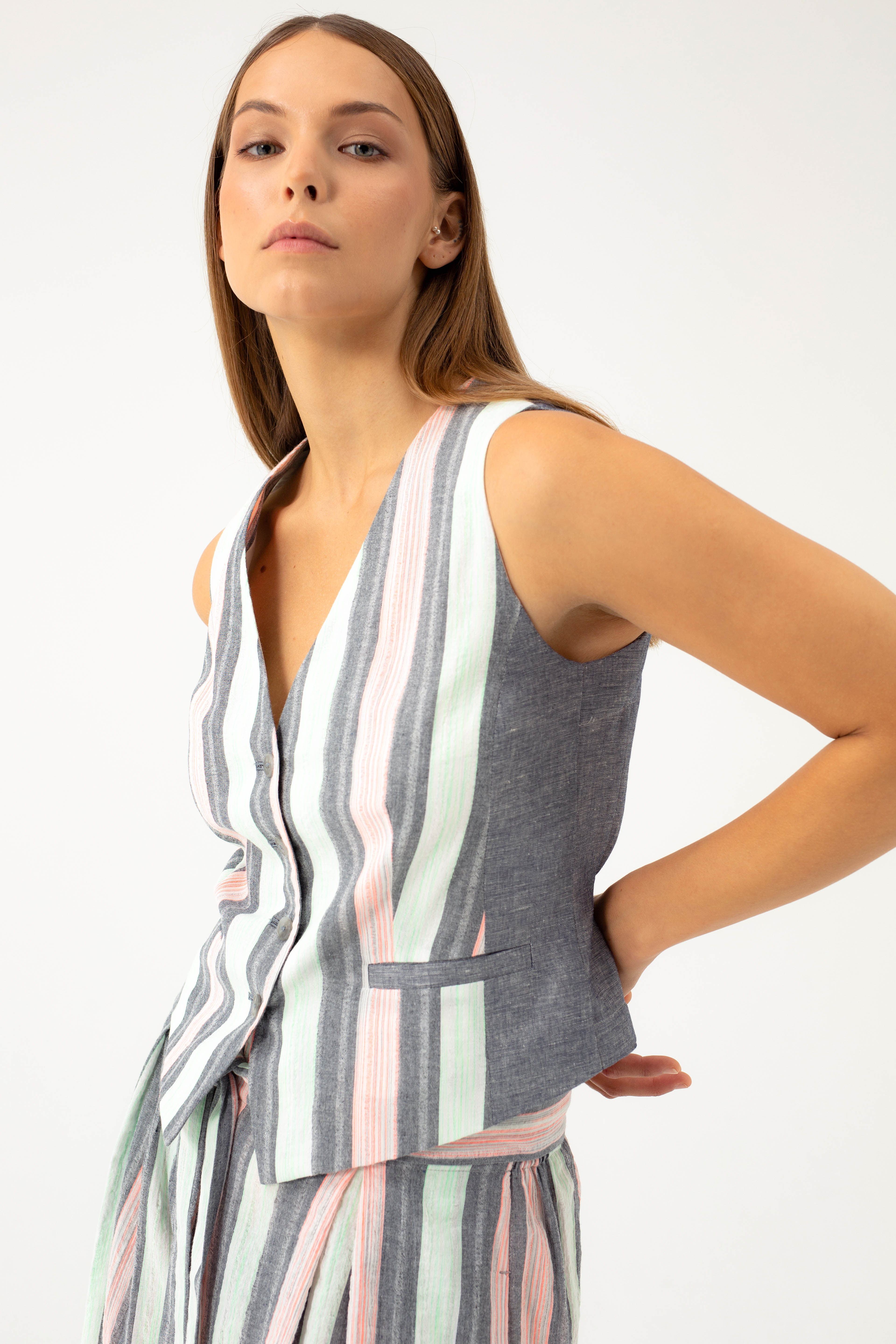 STRIPED SUIT VEST WITH LINEN