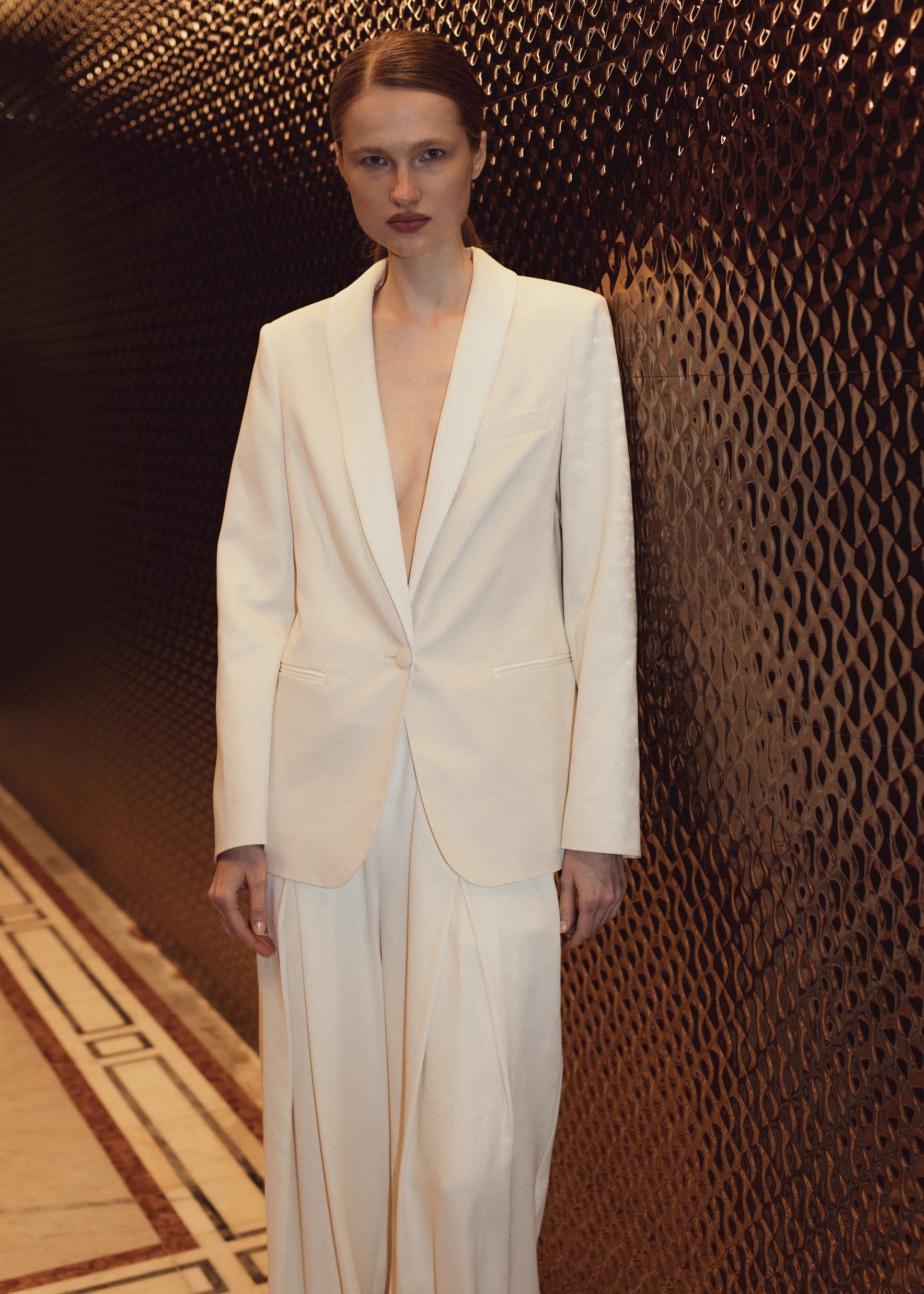 SINGLE-BREASTED MILK JACKET