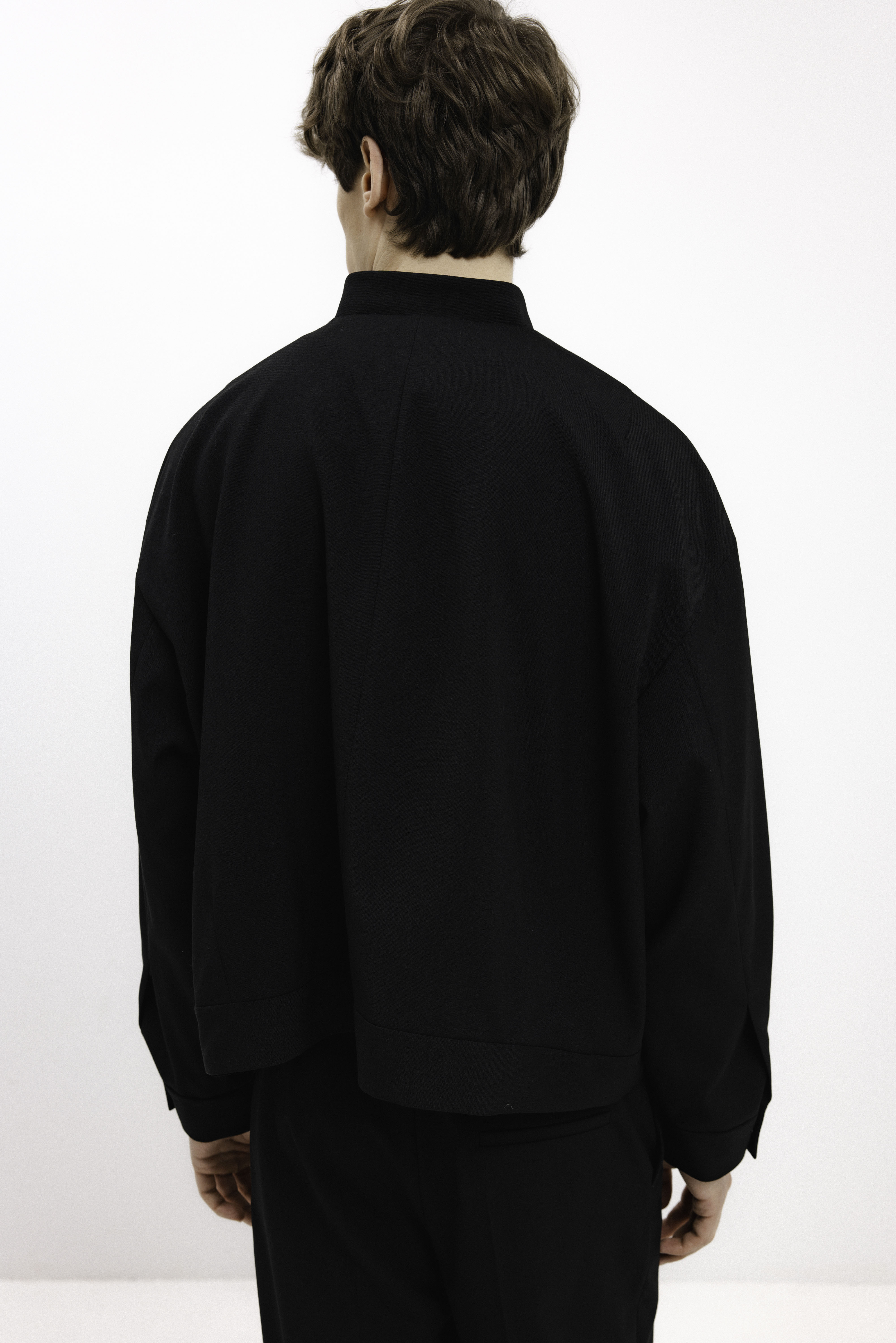 UNISEX JUODAS "BOMBER" TIPO ŠVARKAS
