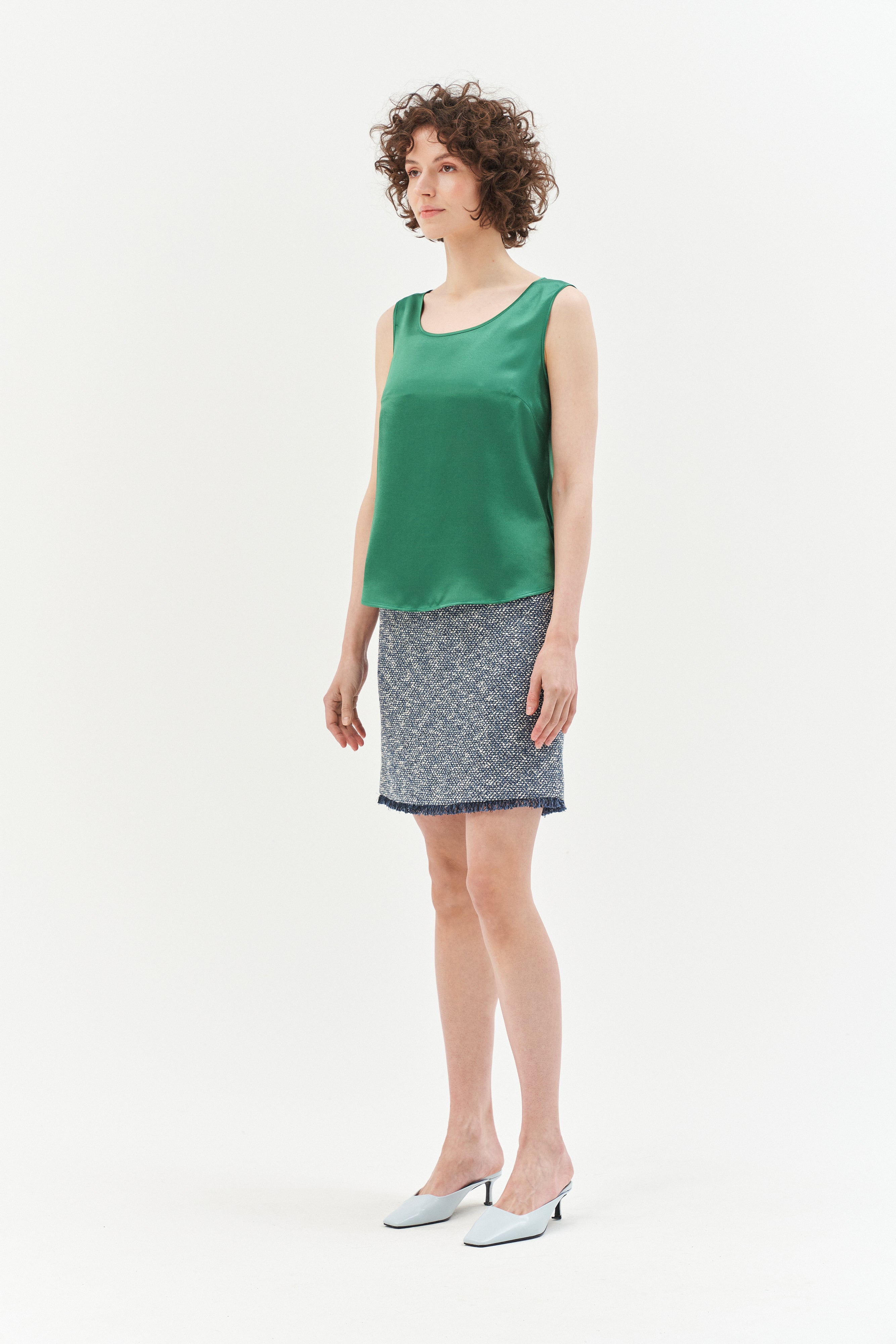 A TRAPEZE SKIRT BLUE