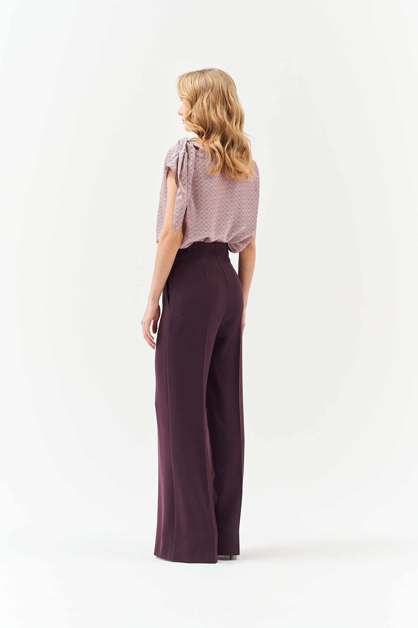 SHORT SLEEVE BLOUSE IN ROSE PINK