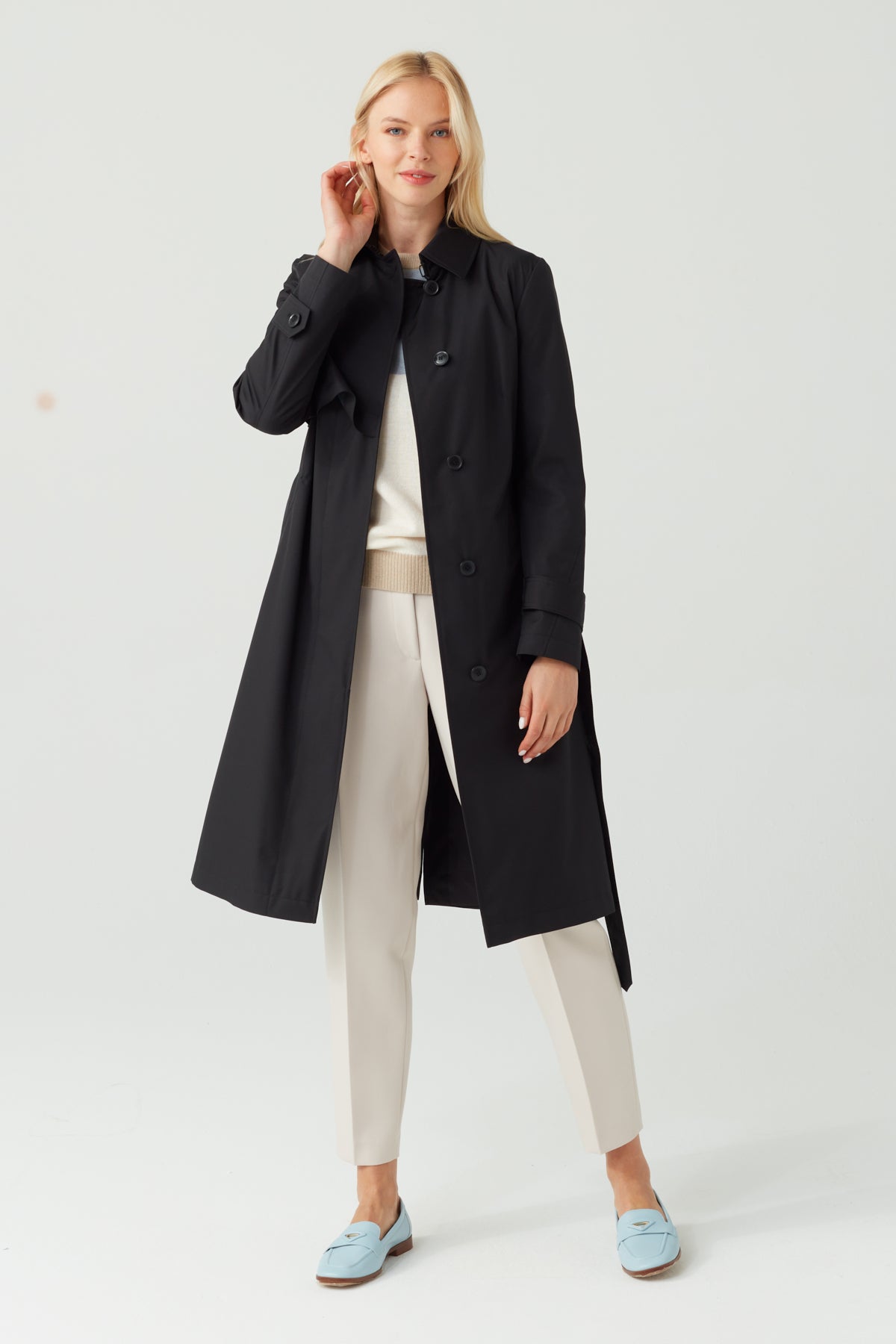 TIMELESS TRENCH COAT IN BLACK