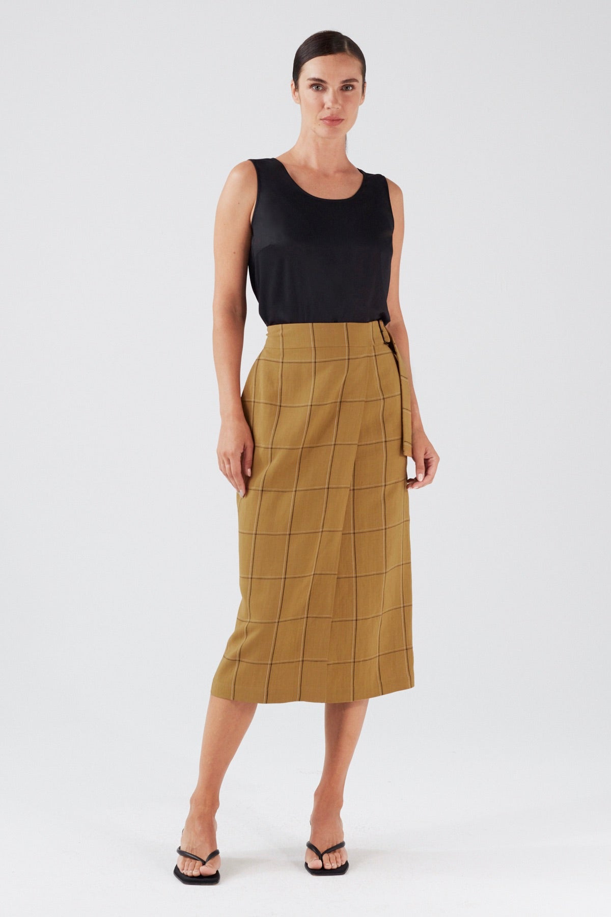 MODERN MIDI SKIRT IN CHECKS