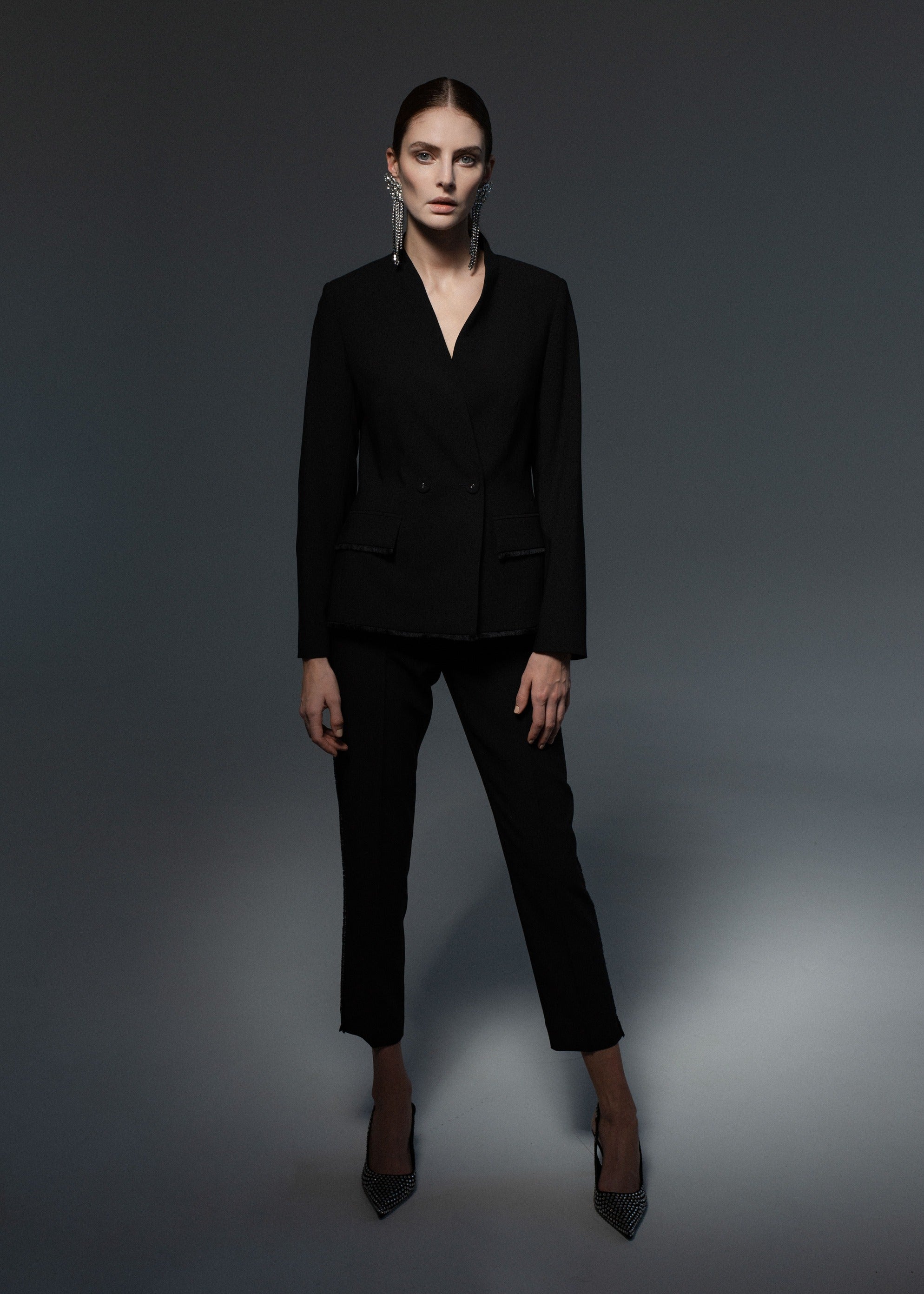 Short fitted wool jacket Black