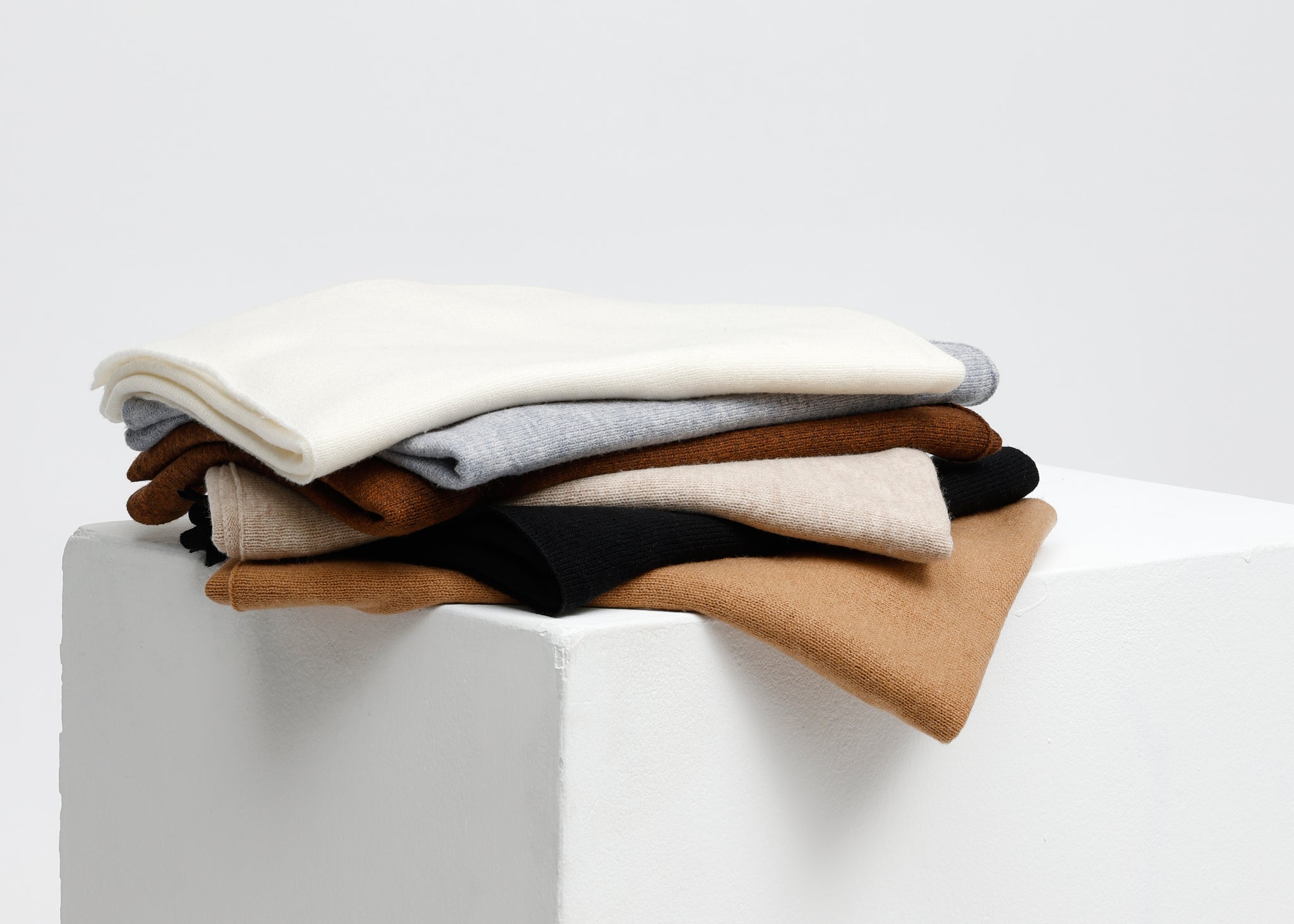 SOFT MERINO WOOL SCARF MILK