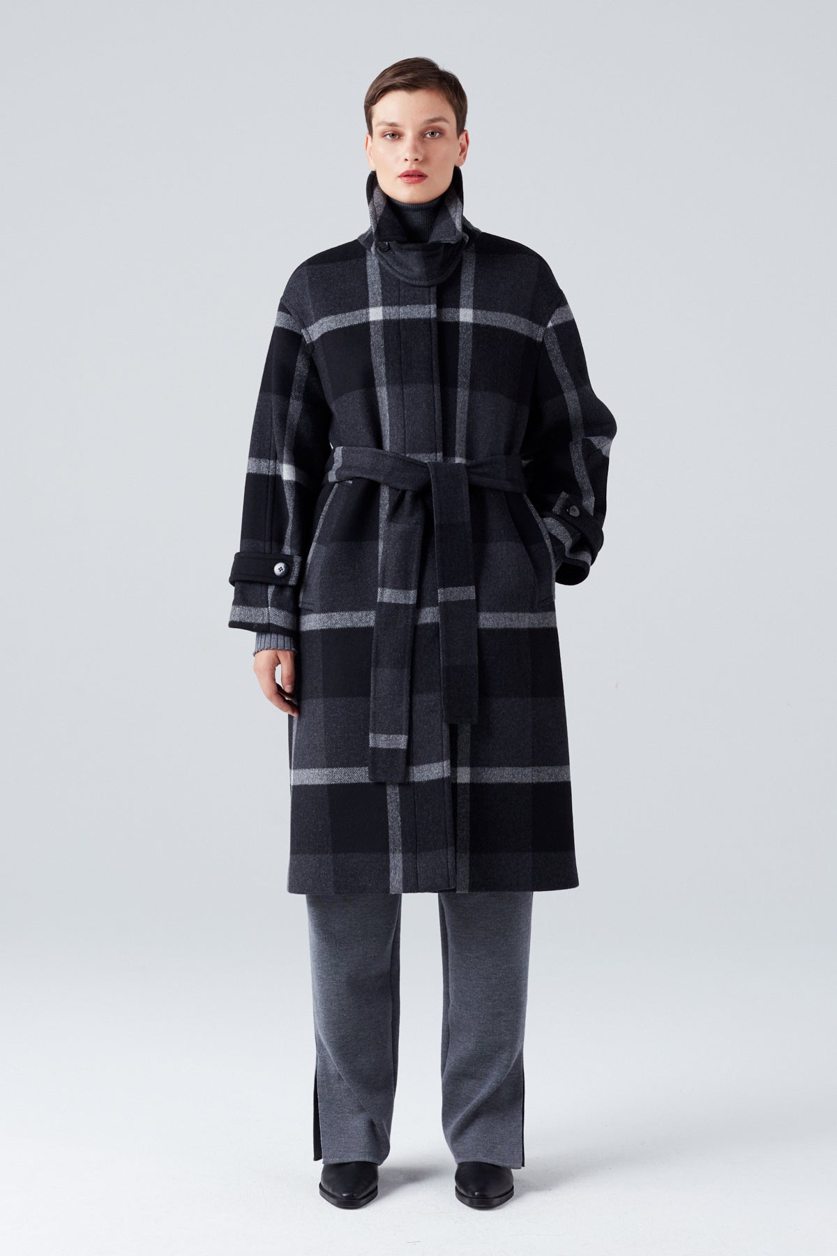 CITY WOOL COAT IN CHECKS