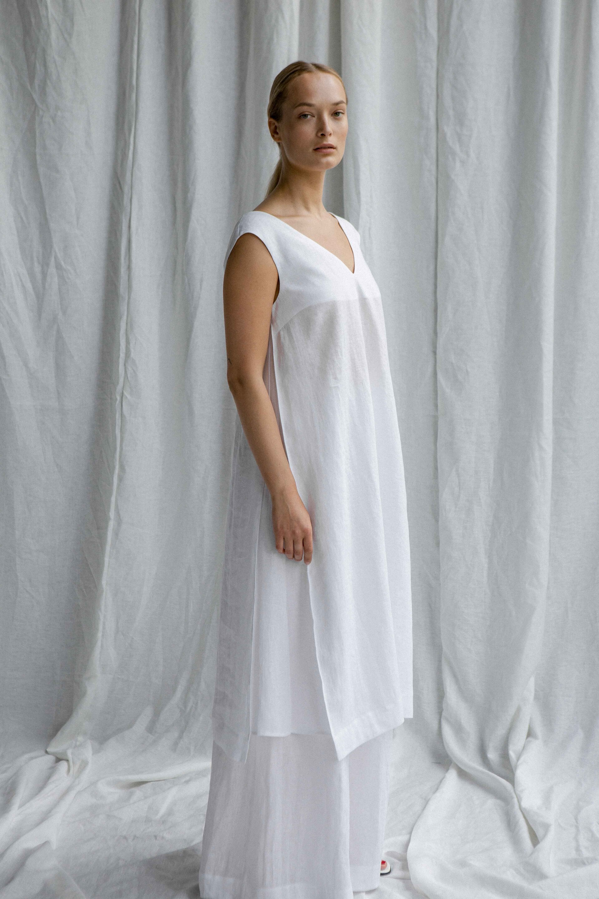 InAvati x Katia Beslik LINEN DRESS-VEST