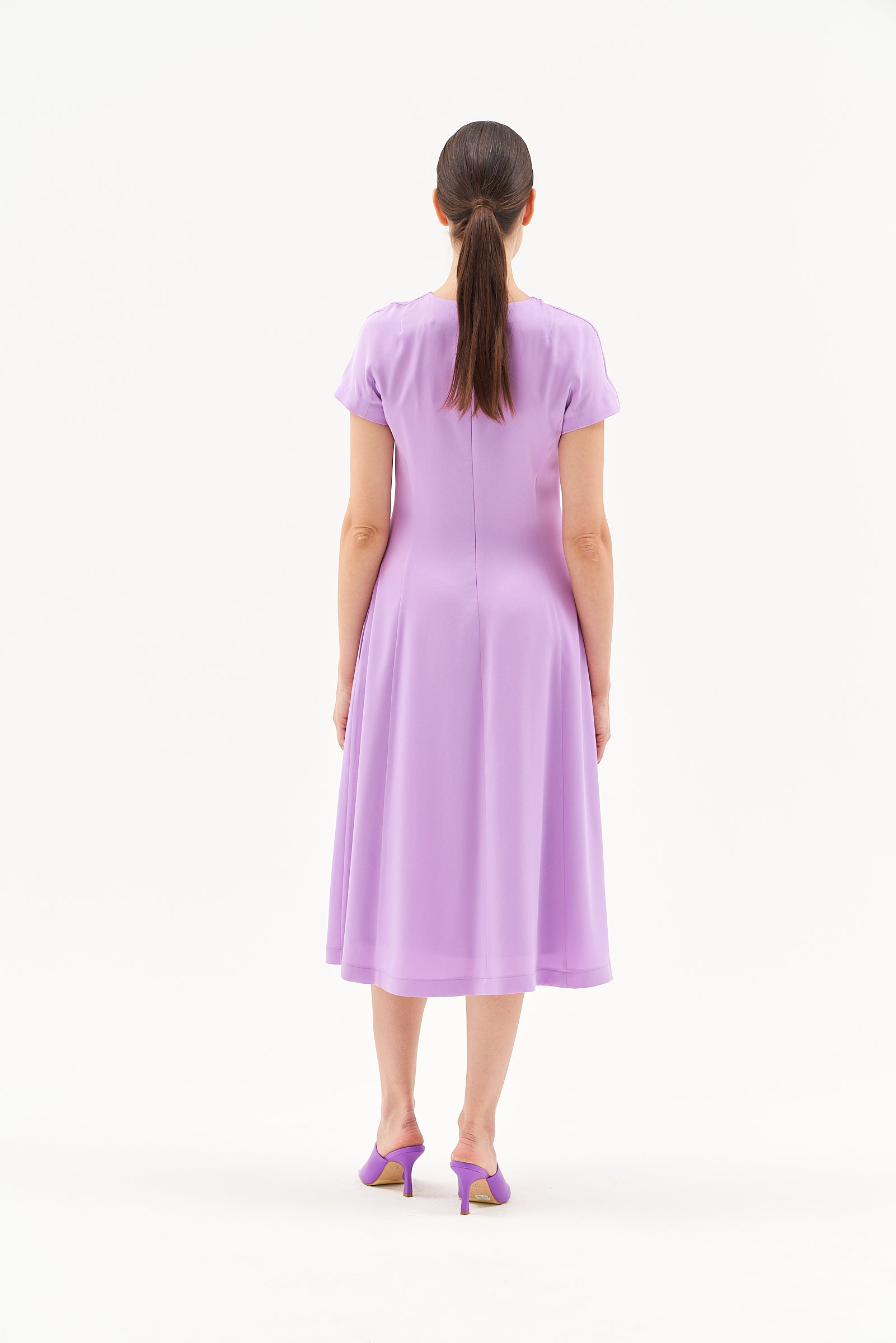 SHORT SLEEVE DRESS IN LILAC