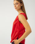 SLEEVELESS TOP IN RED