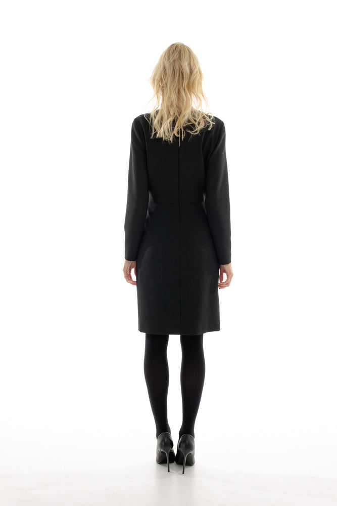 FITTED BLACK DRESS WITH LONG SLEEVES
