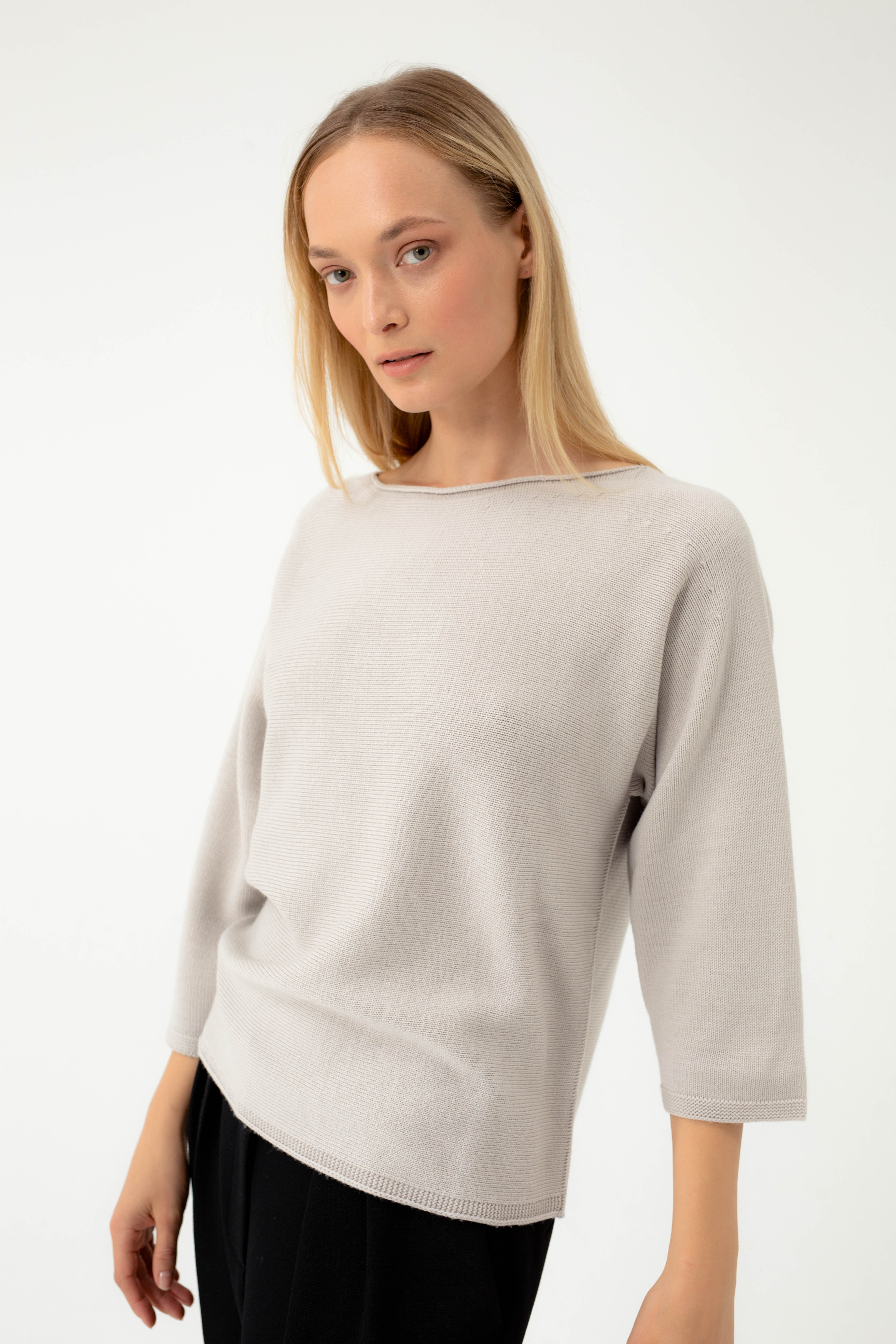 PURE WOOL LOOSE FIT BEIGE SWEATER