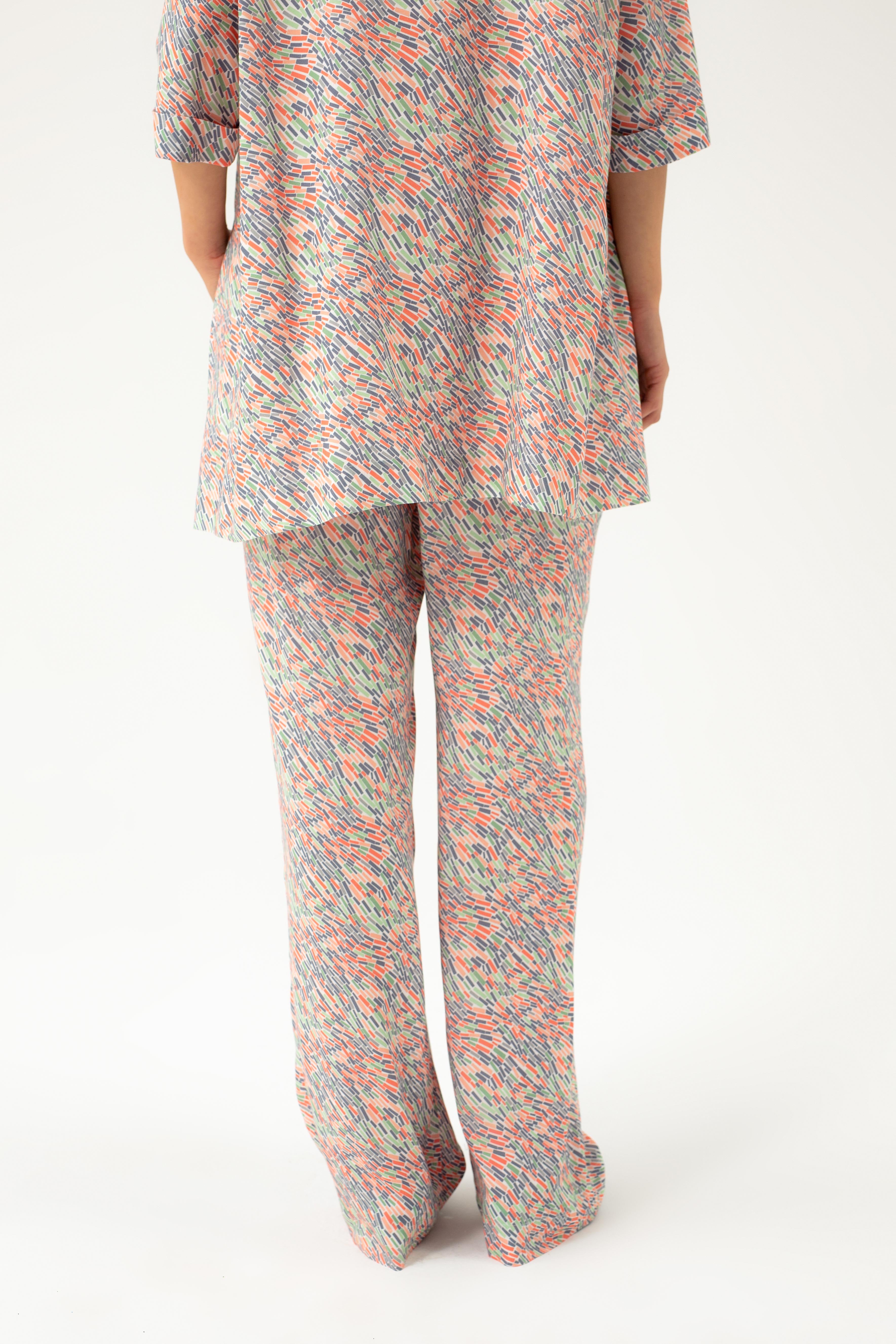 STRAIGHT VISCOSE TROUSERS WITH PRINT