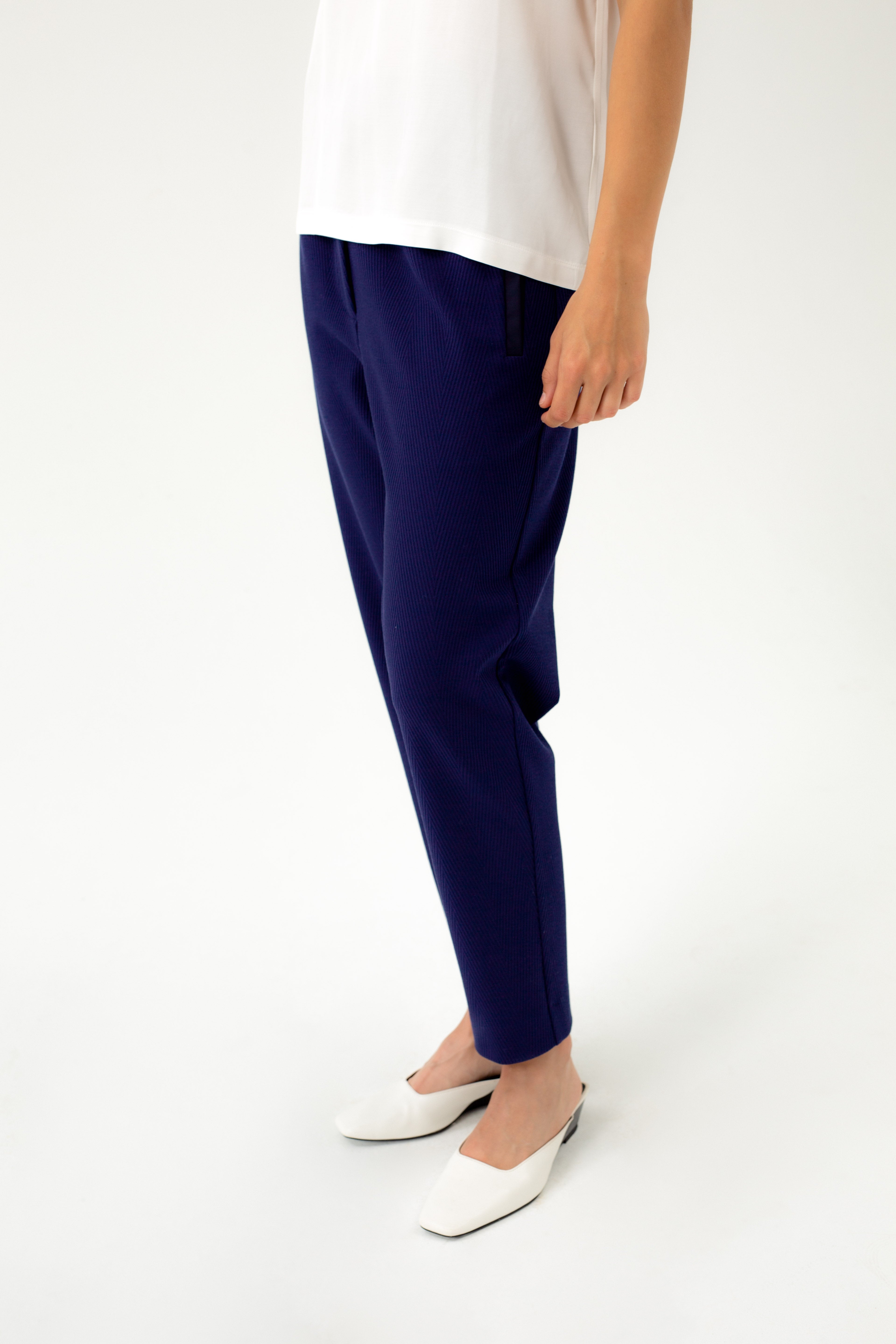 NAVY JOGGER TROUSERS