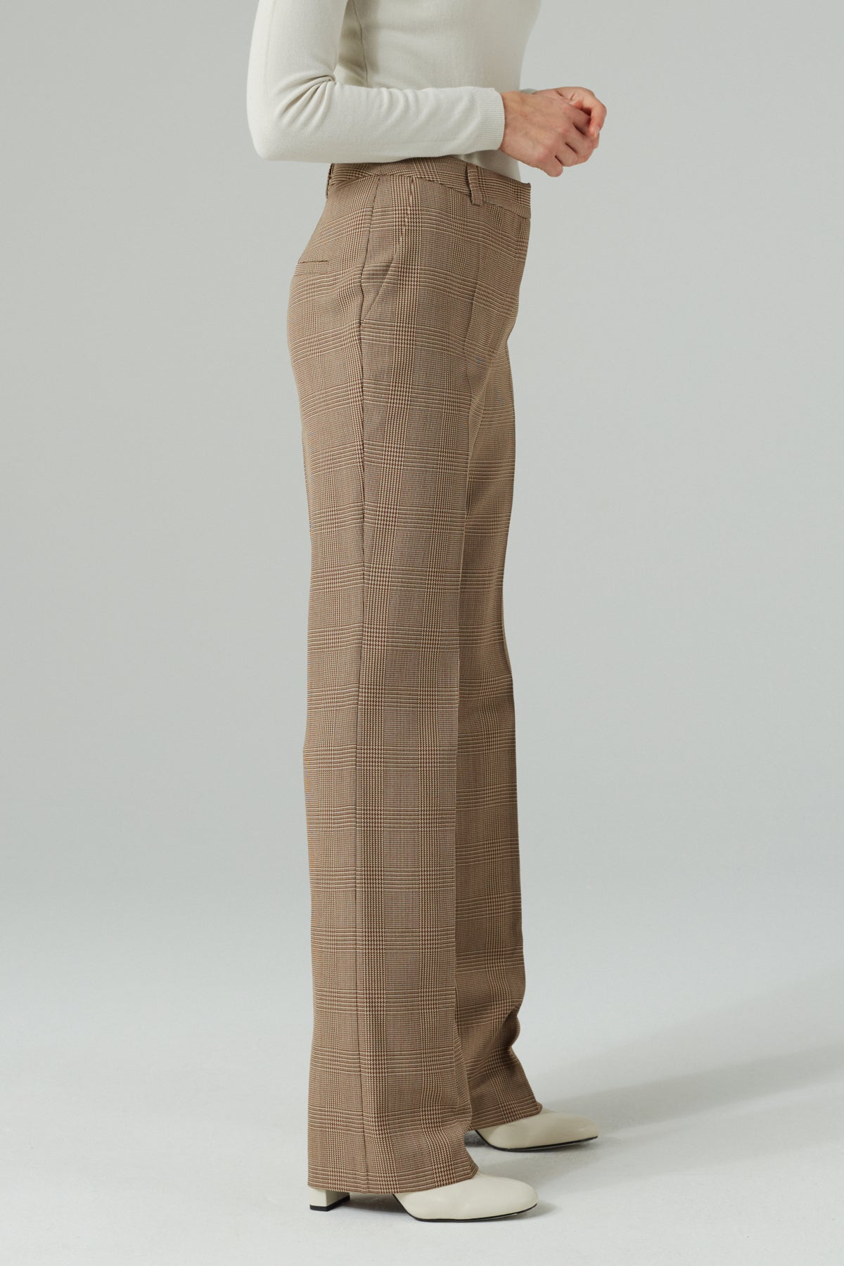 CHECKED WIDE LEG TROUSERS
